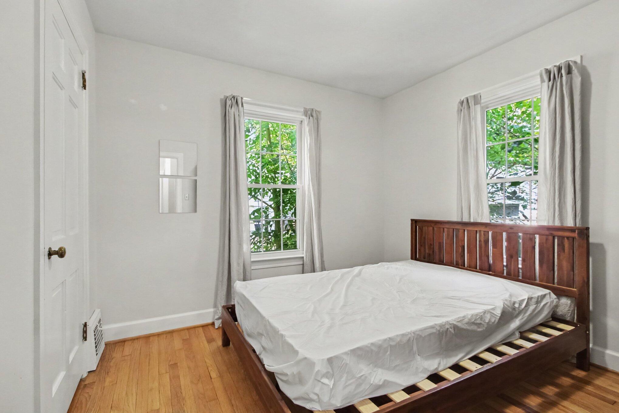1111 Brooklyn Avenue Property Photo 16