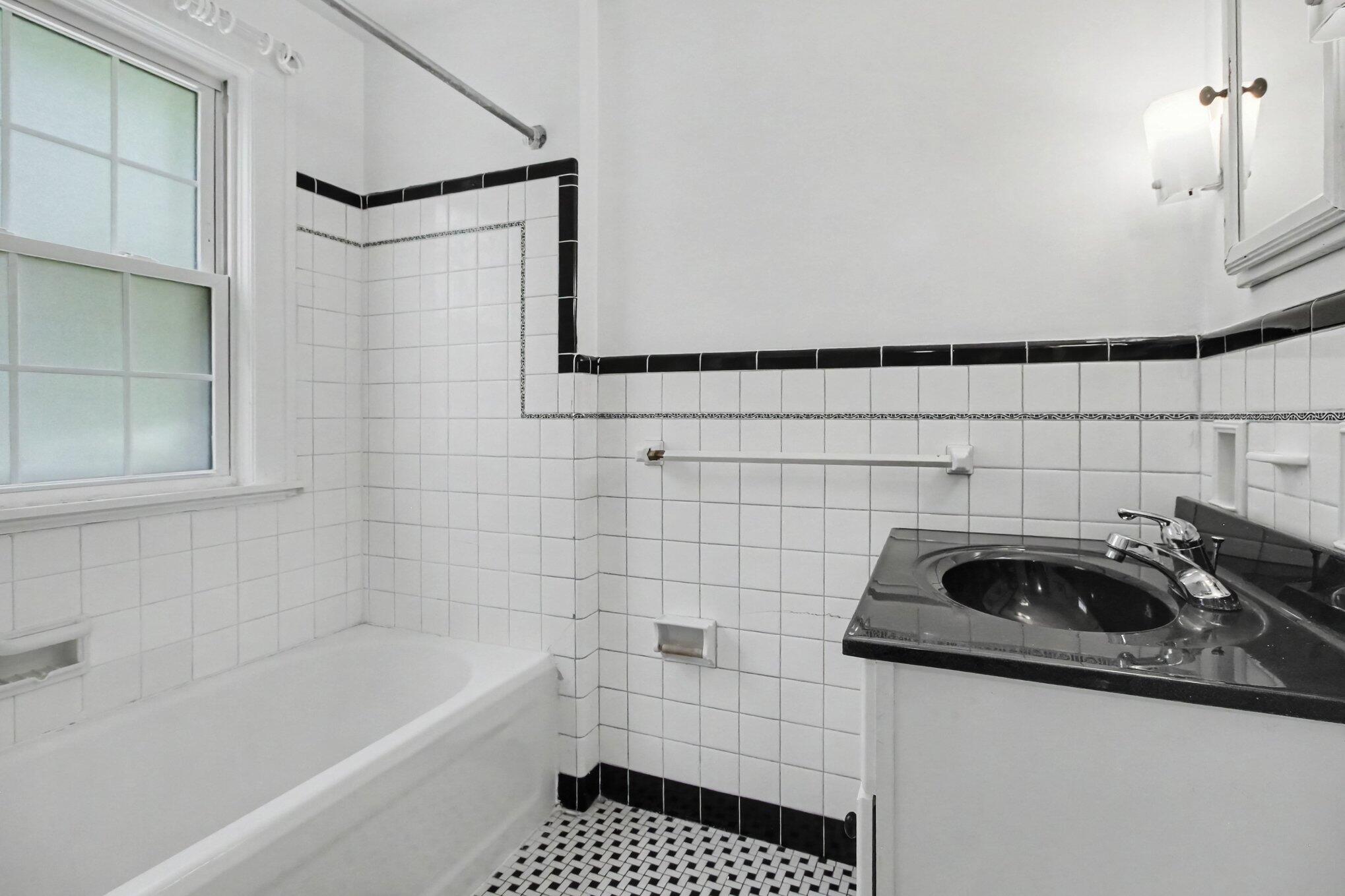1111 Brooklyn Avenue Property Photo 21