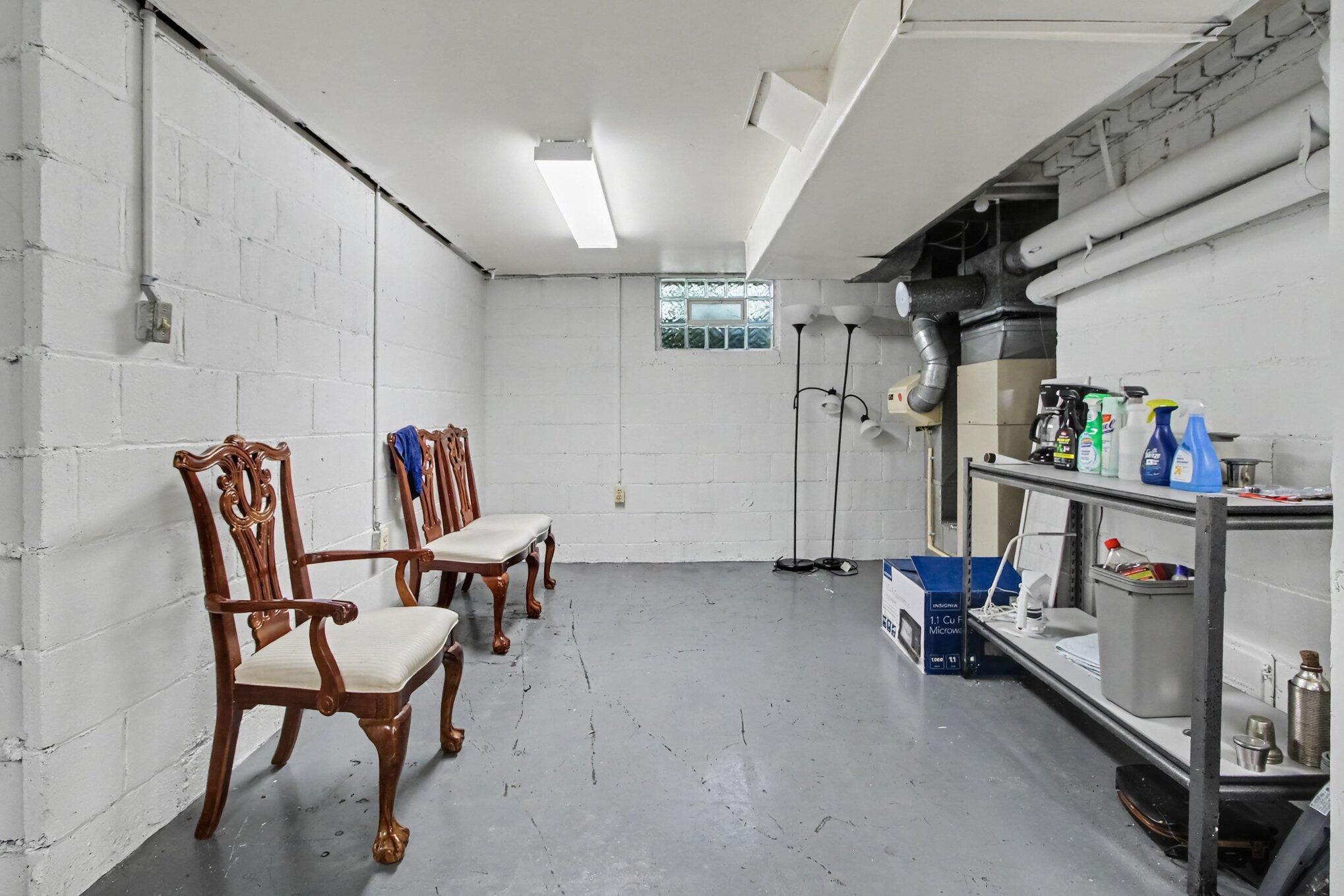 1111 Brooklyn Avenue Property Photo 23