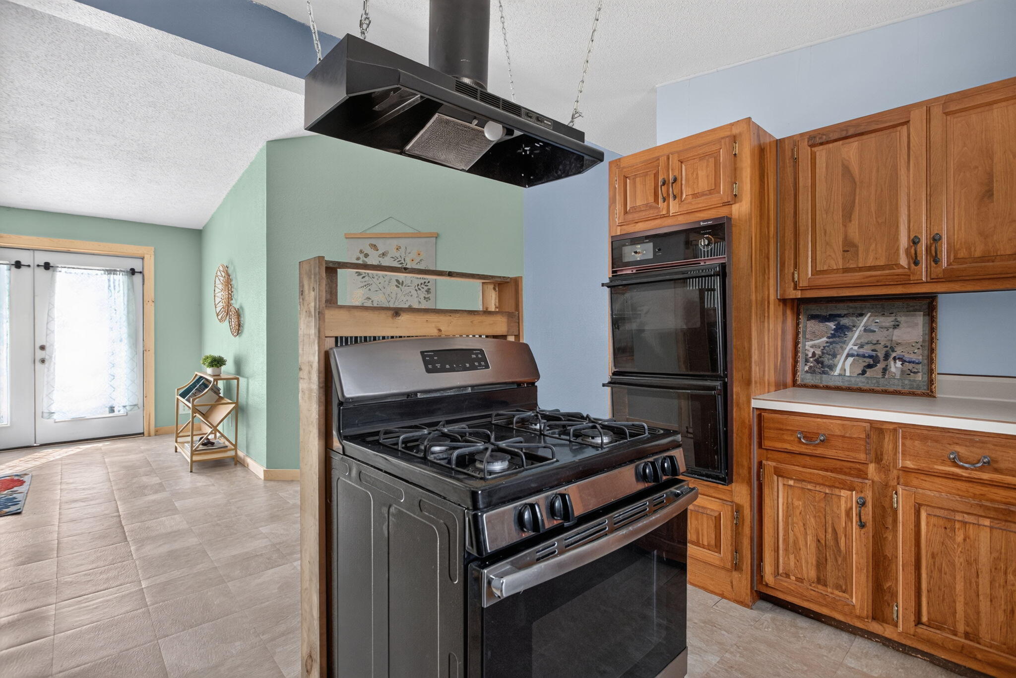 8991 N Meridian Road Property Photo 9