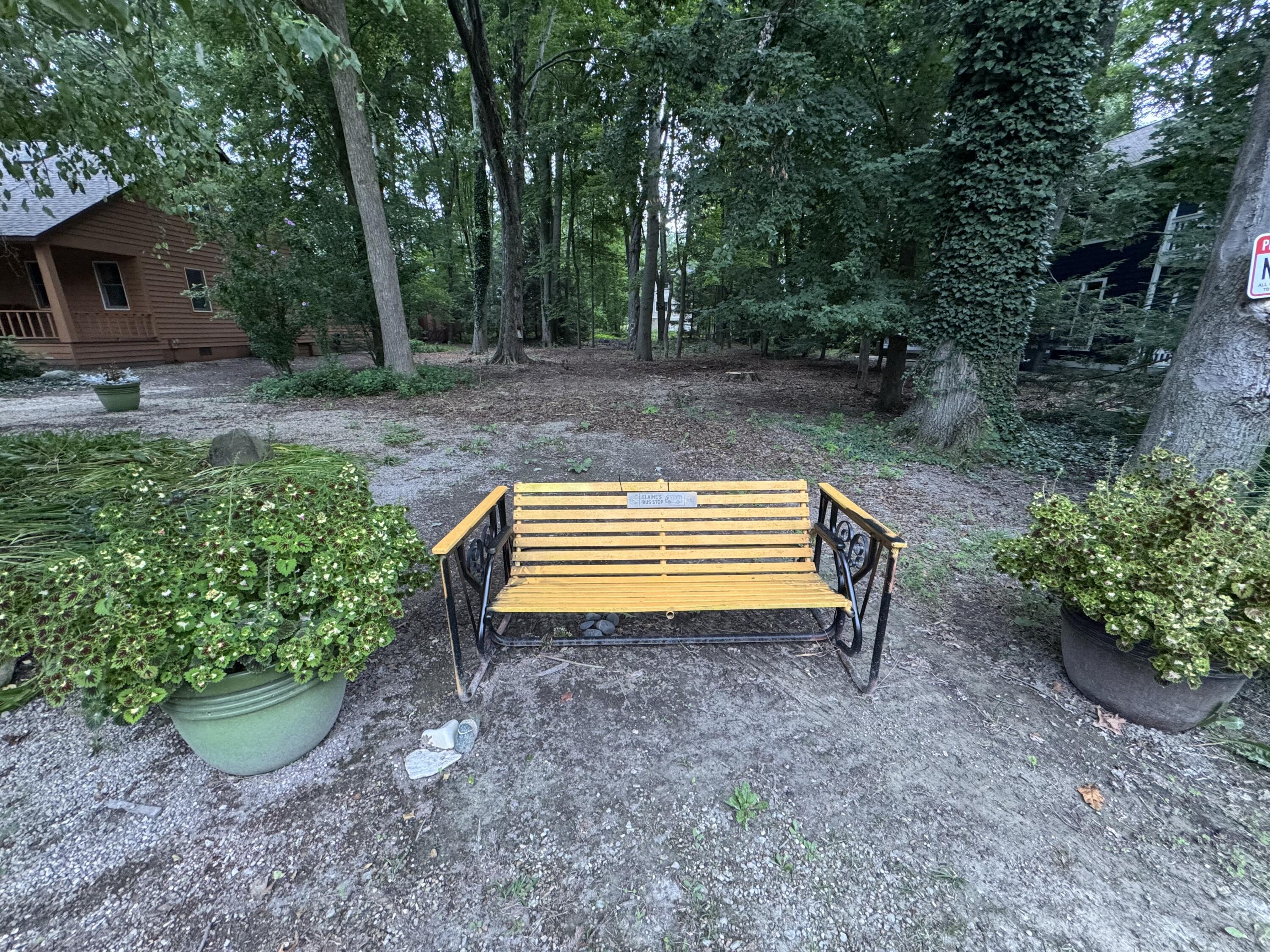 None Gordon Dr. Property Photo 1