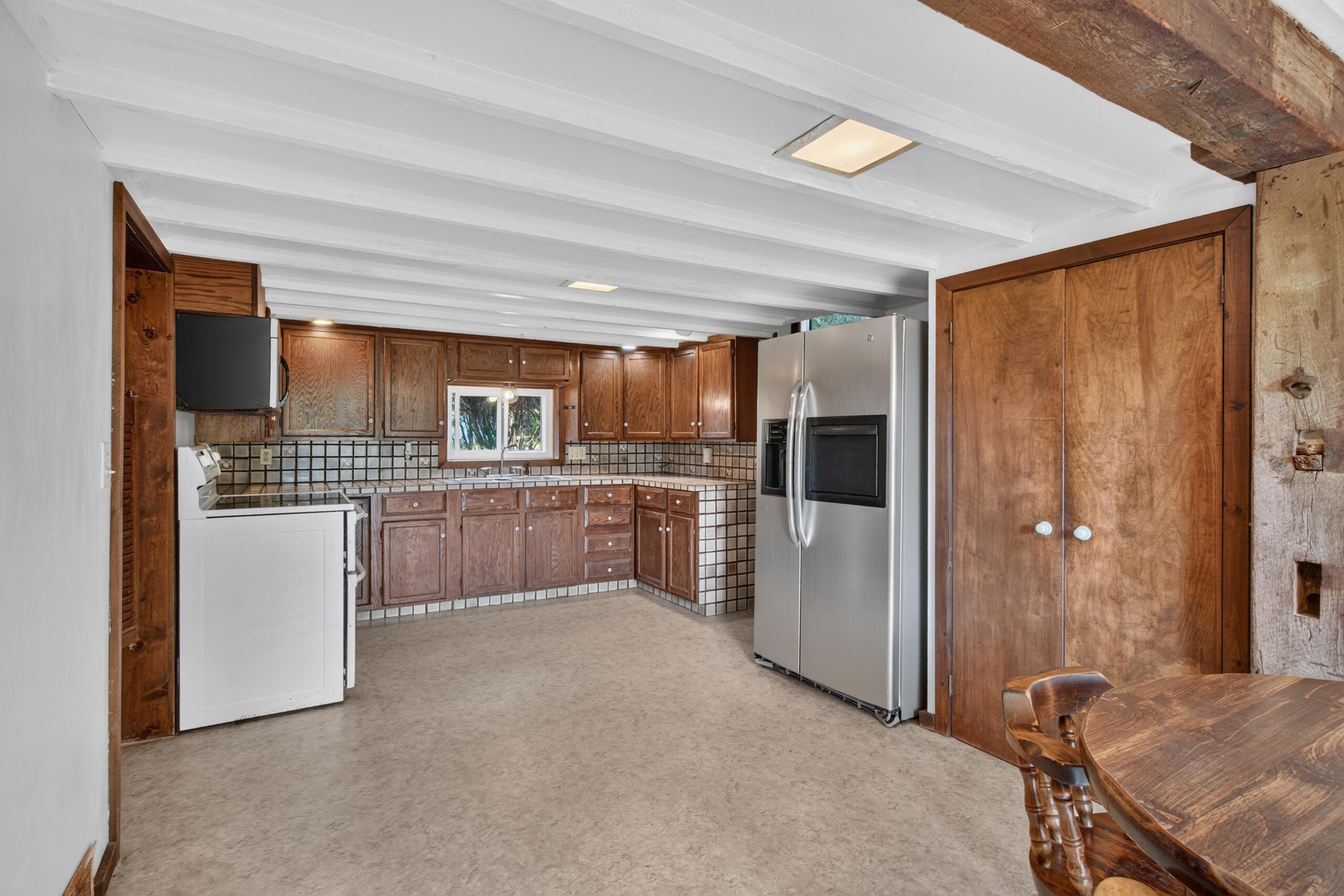 7890 Woodard Road Property Photo 11