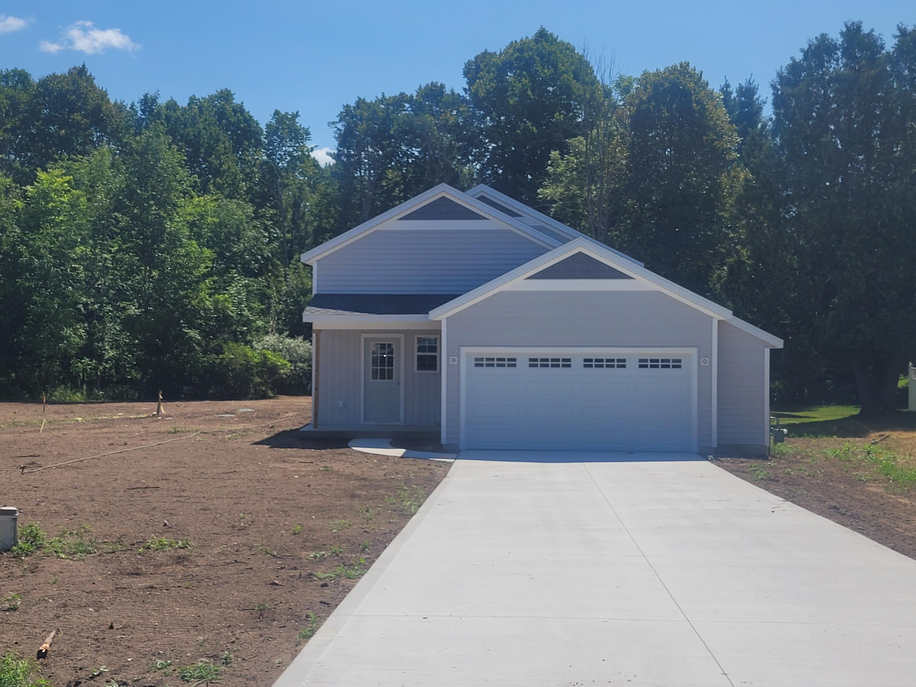 20535 Edgewood Drive Property Photo 1
