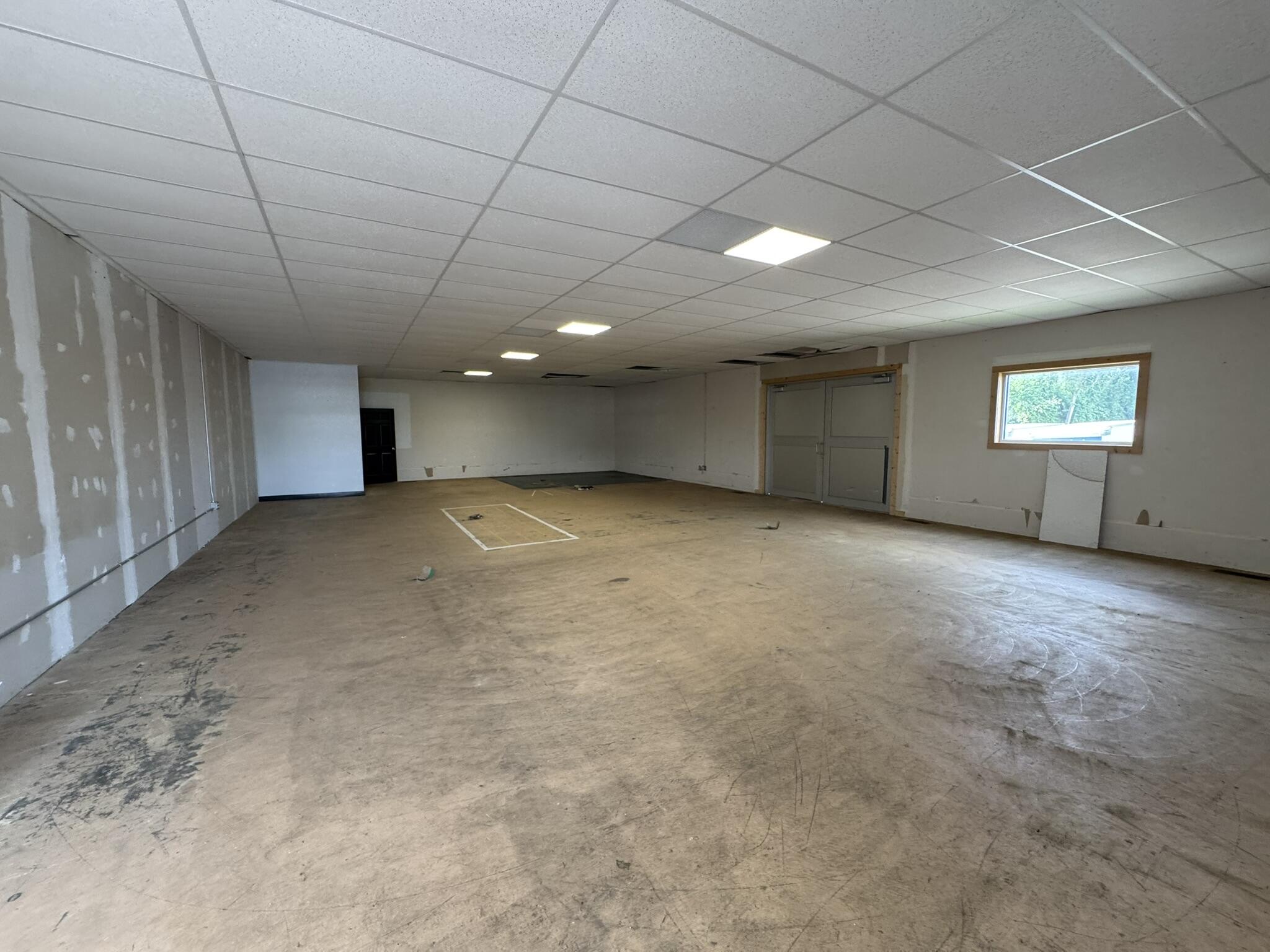 2504 S Sprinkle Road Ste B Property Photo 5