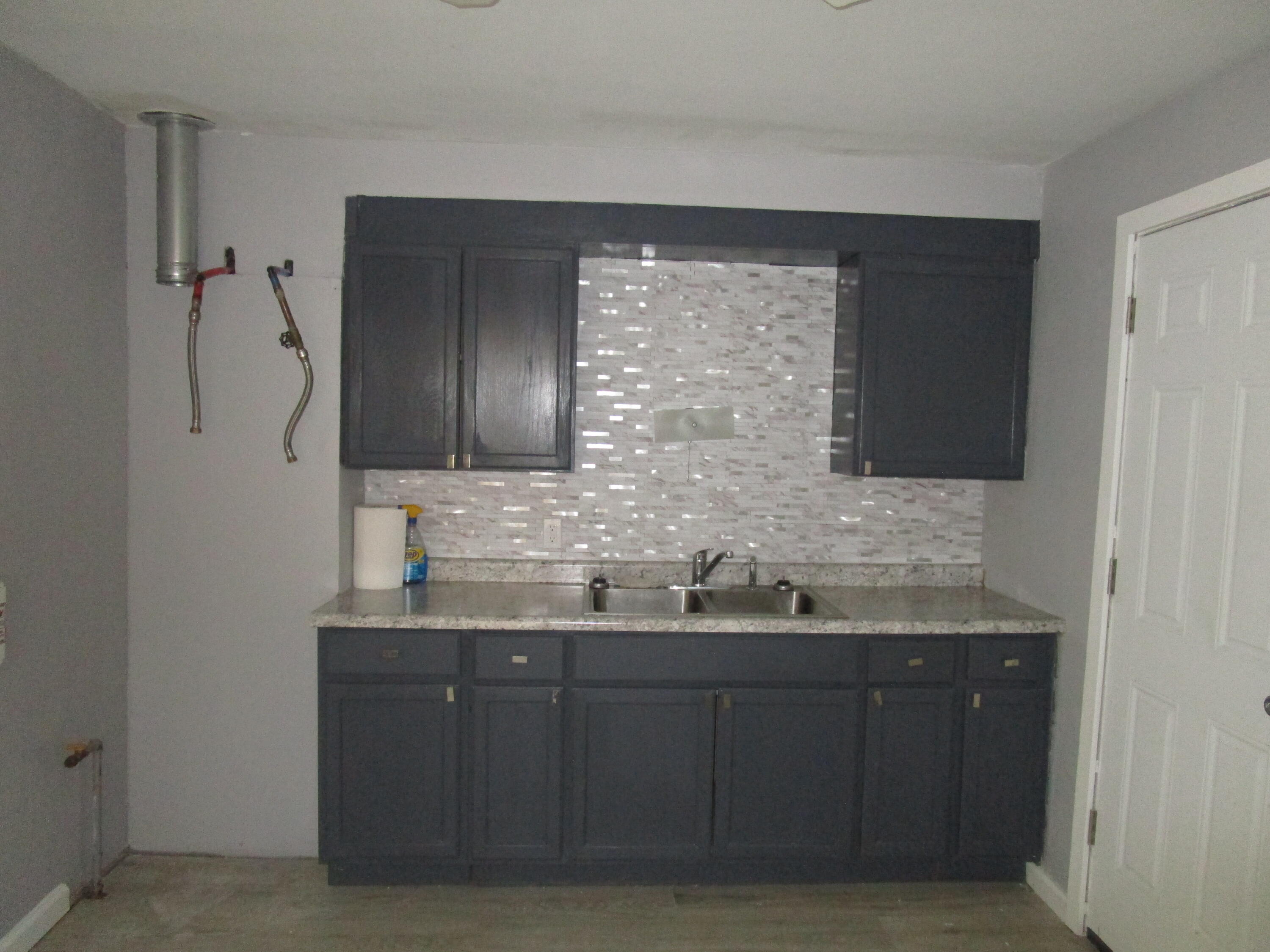 11715 Stahelin Avenue Property Photo 6