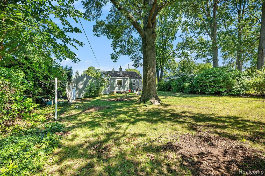 3690 Morrissey Avenue Property Photo 10