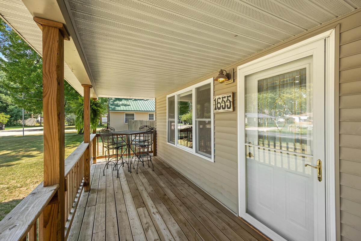 1655 S Camp Avenue Property Photo 3