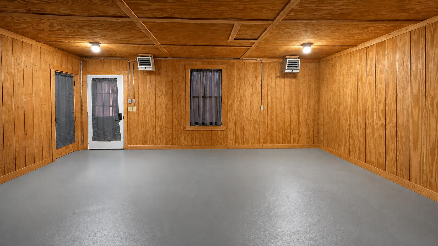 1655 S Camp Avenue Property Photo 17
