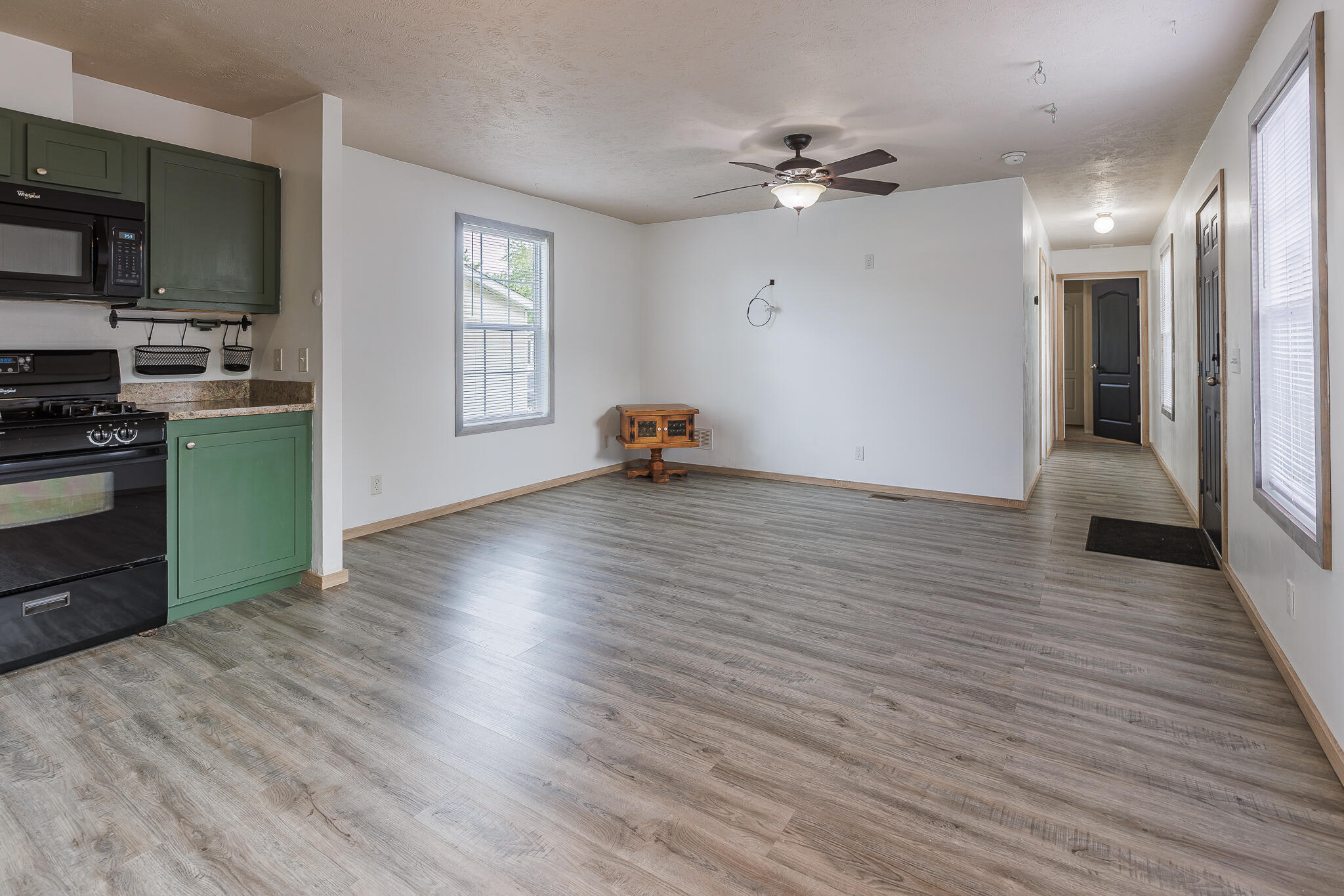 3907 Vail Avenue Nw Property Photo 12