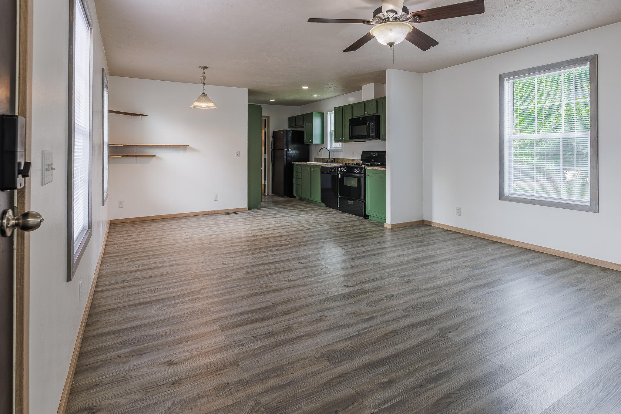 3907 Vail Avenue Nw Property Photo 14