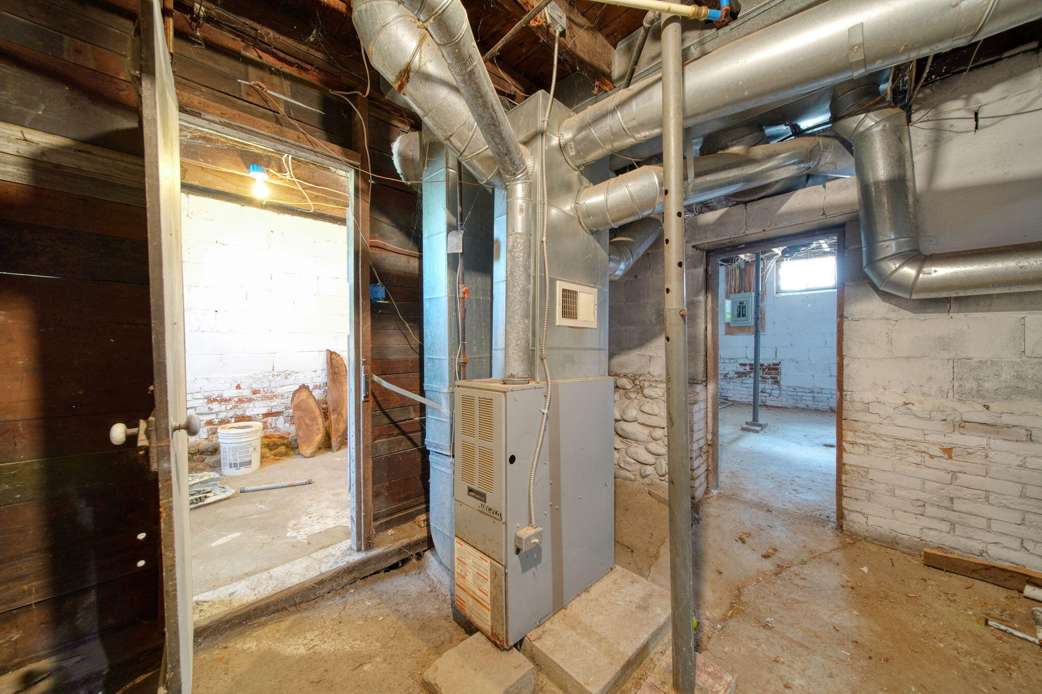 123 N Center Street Property Photo 24