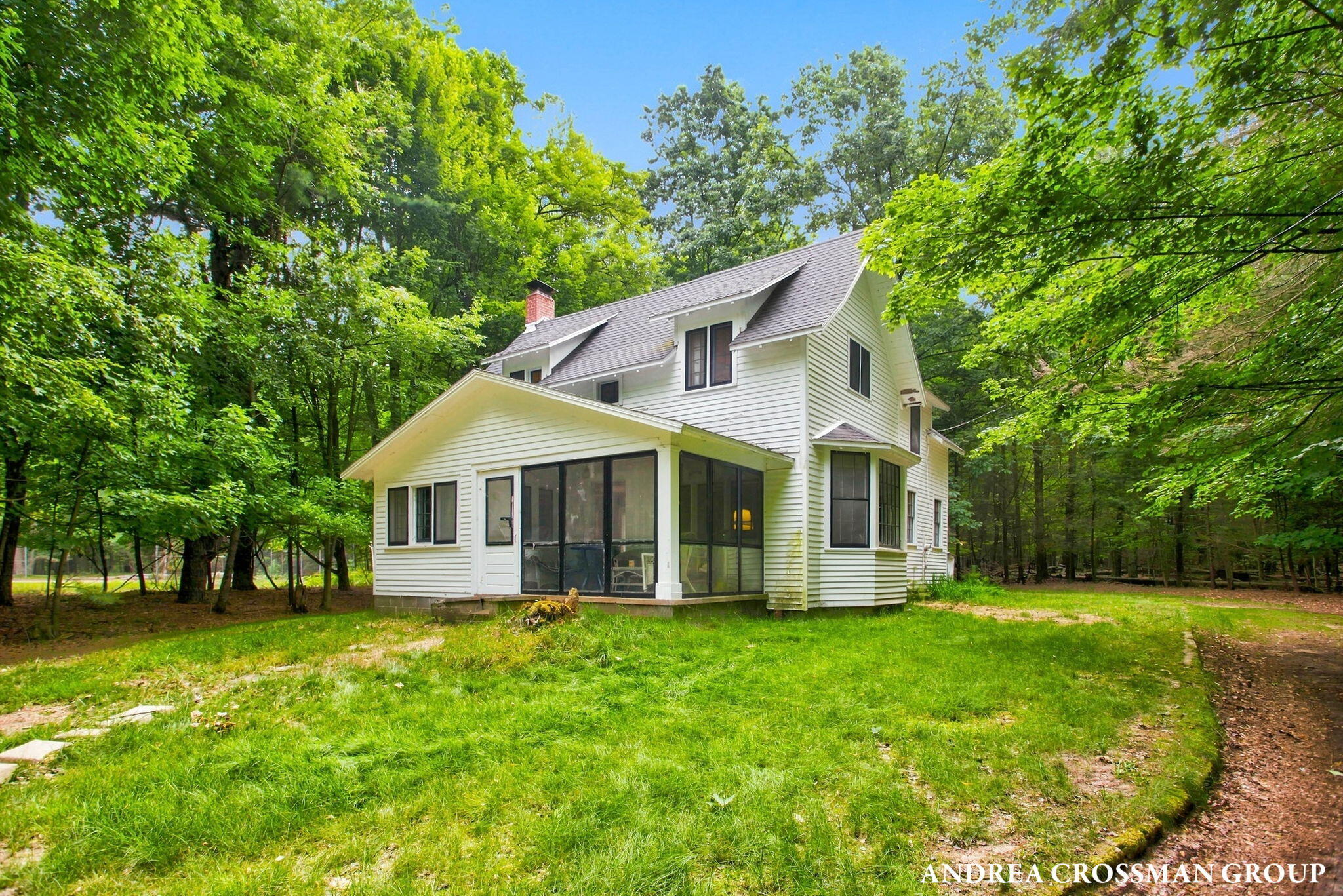 5045 N Ridge Road Property Photo 10