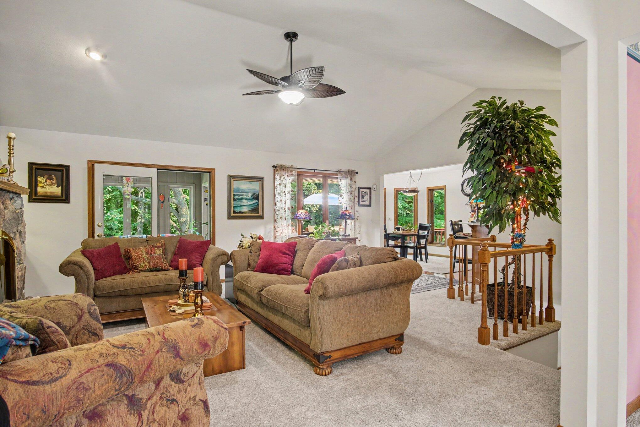 7930 Crestview Drive Ne Property Photo 12