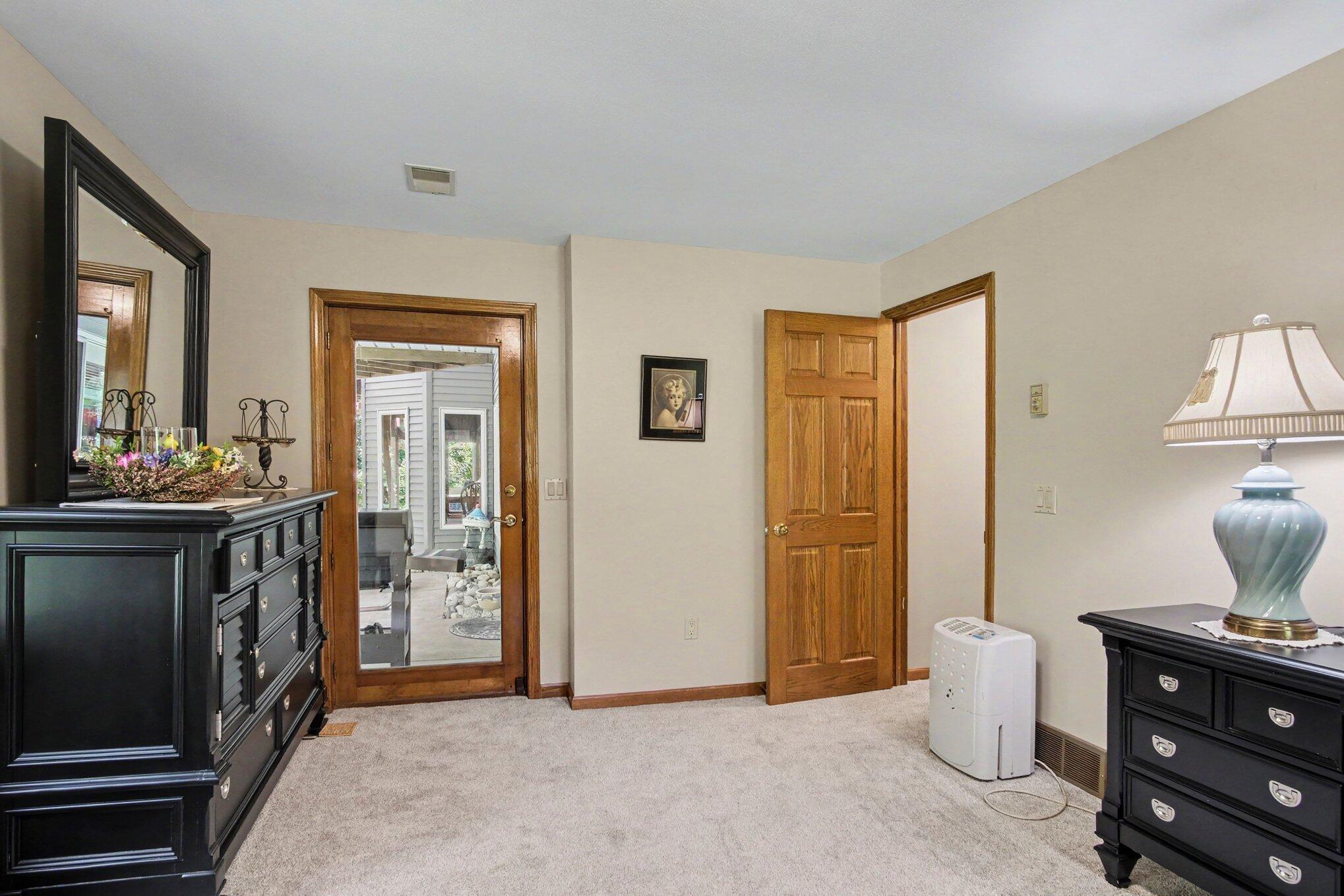 7930 Crestview Drive Ne Property Photo 30