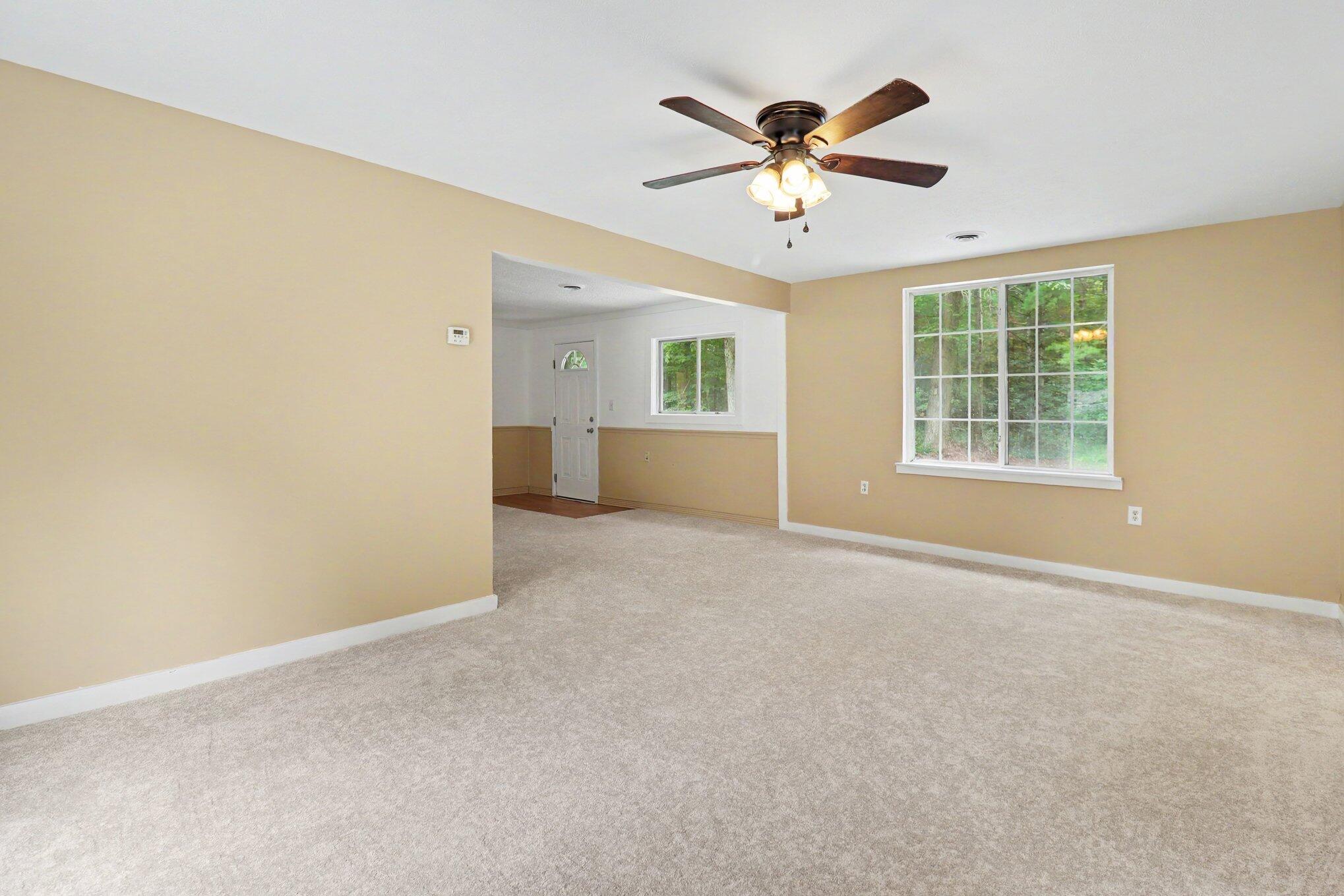 6860 Maple Street Property Photo 13