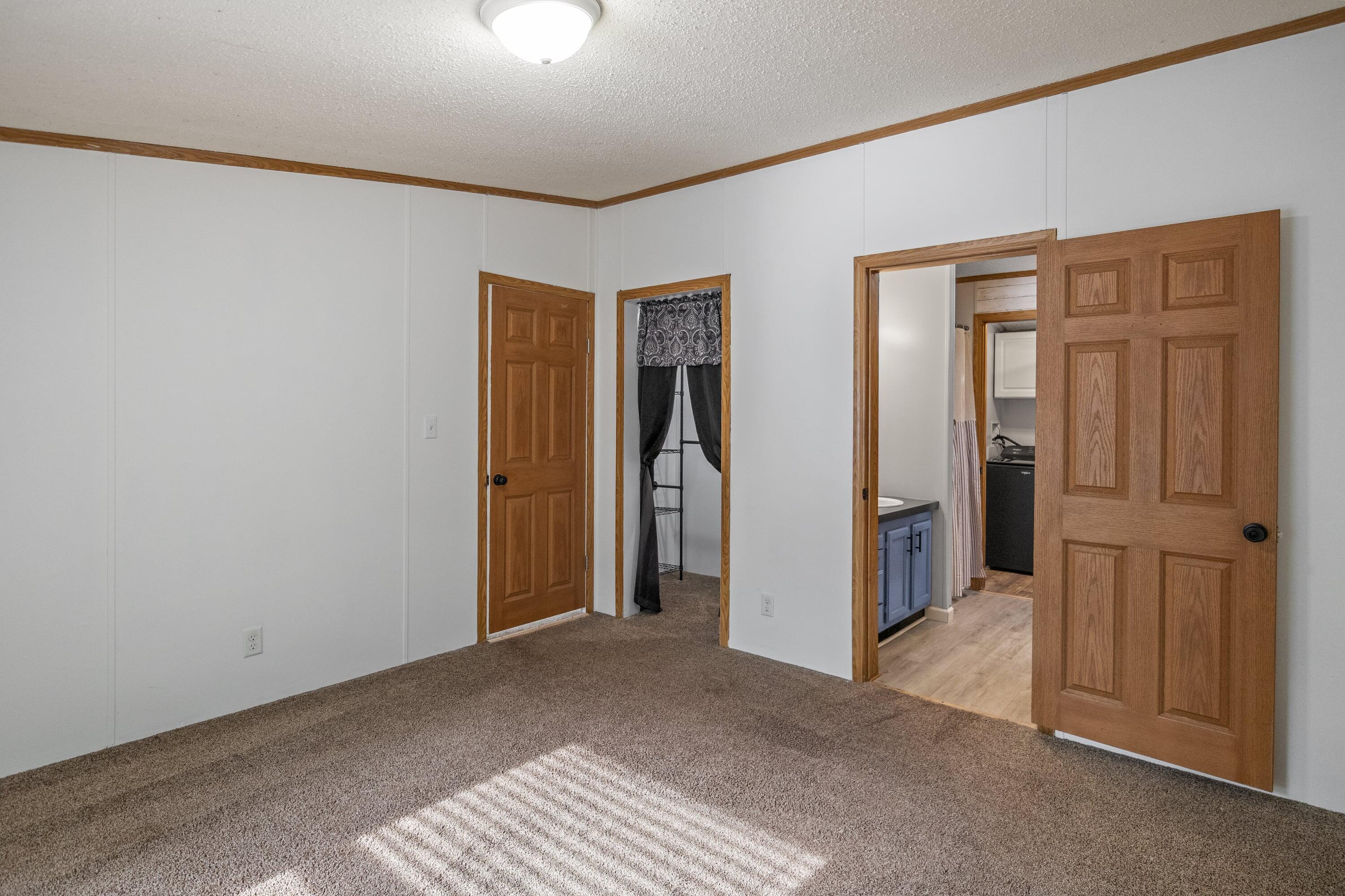 2197 E Cedar Street Property Photo 14
