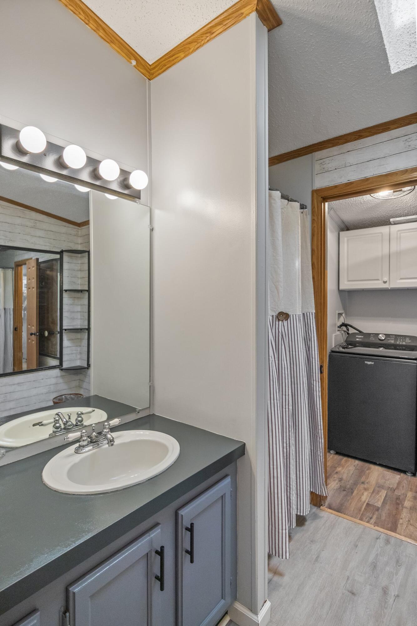 2197 E Cedar Street Property Photo 18