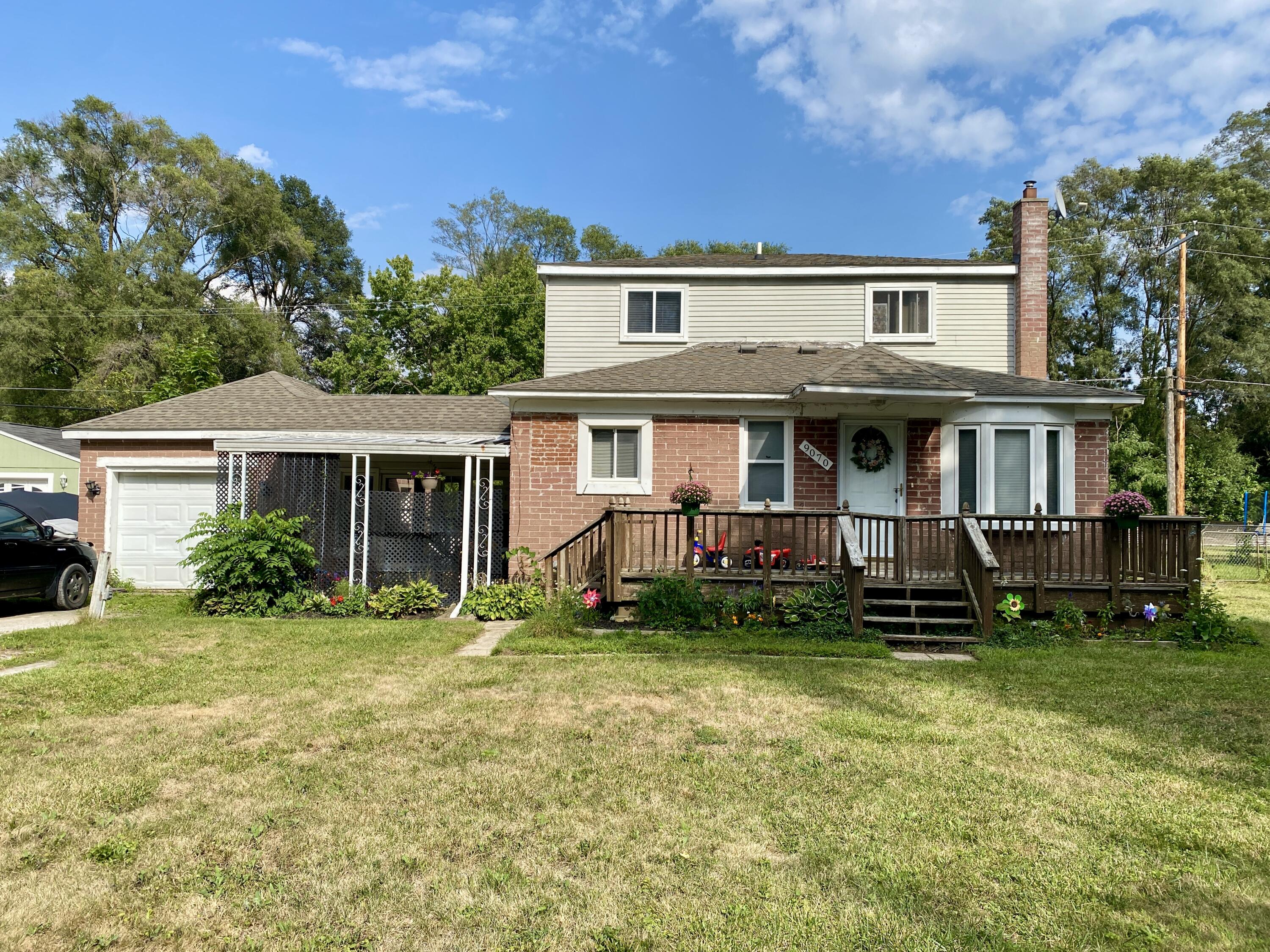 9070 Walnut Drive Property Photo 1