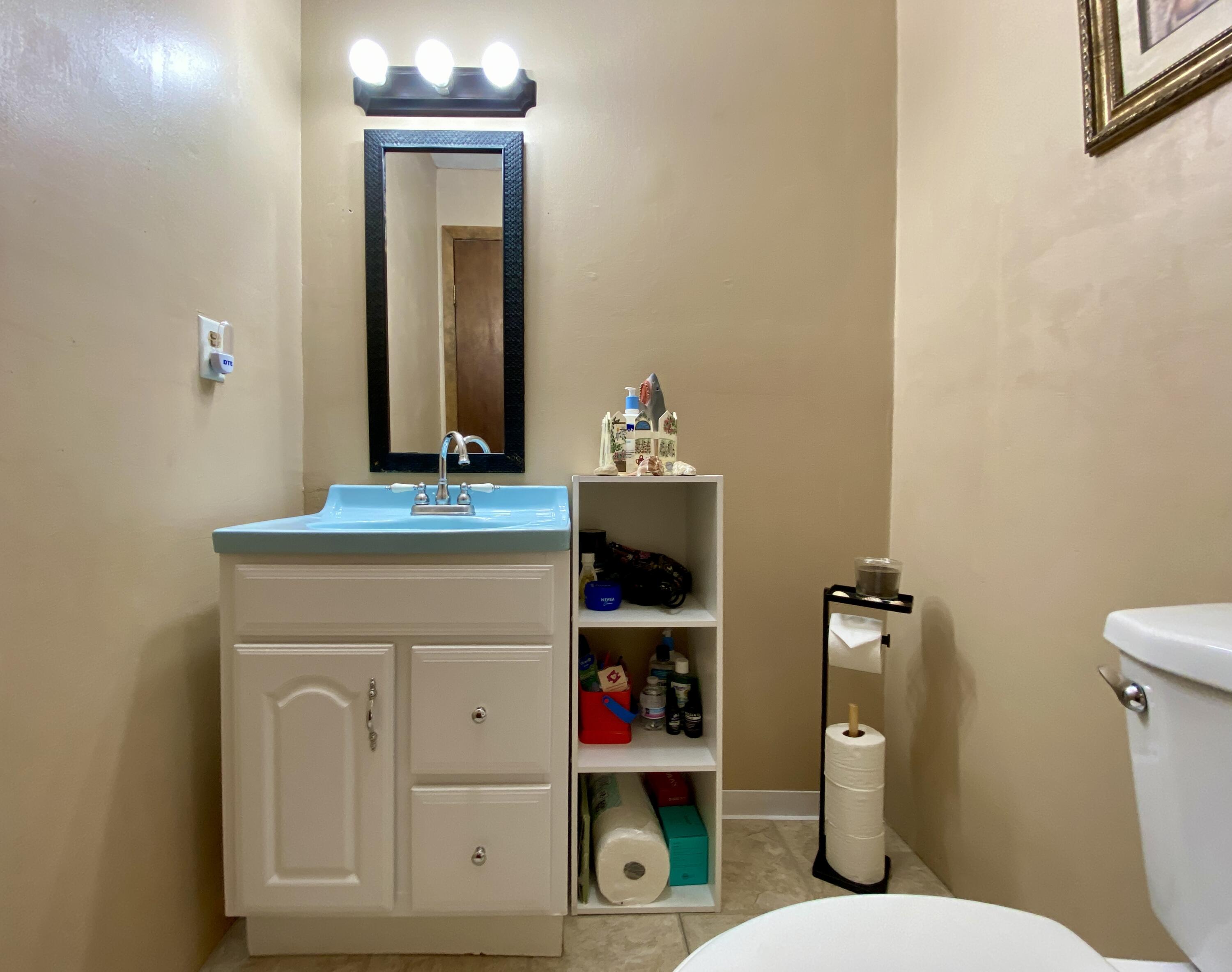 9070 Walnut Drive Property Photo 13