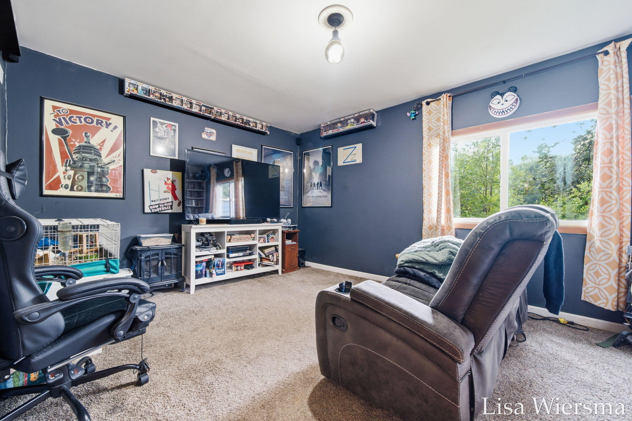 4393 E 8th Street Property Photo 11