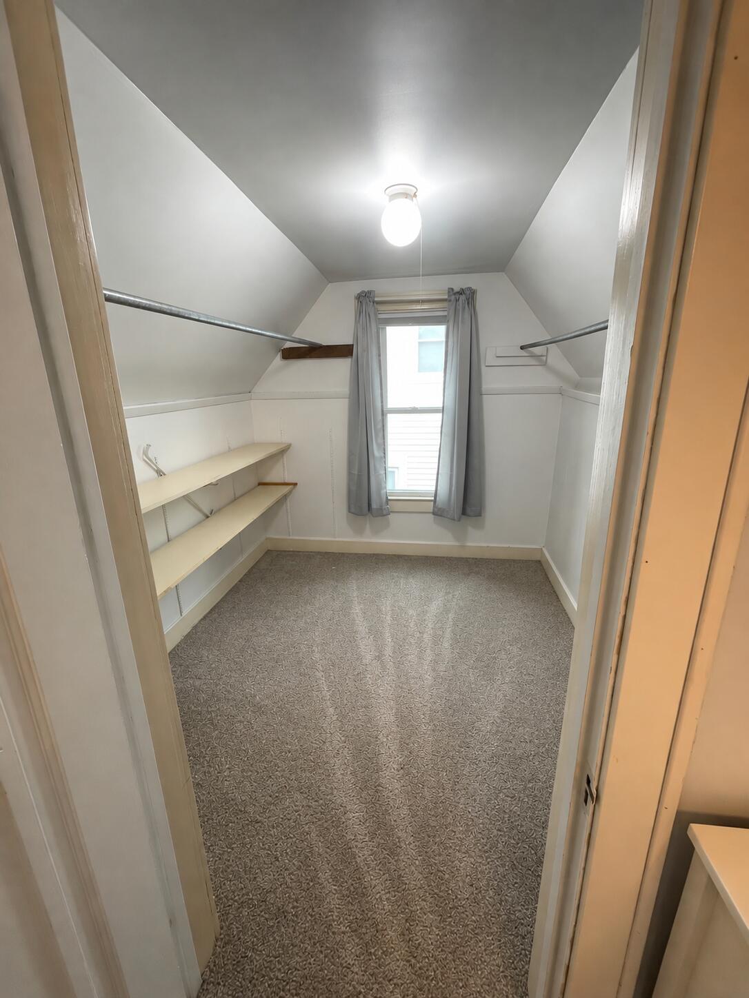 537 Fairfield Avenue Property Photo 12