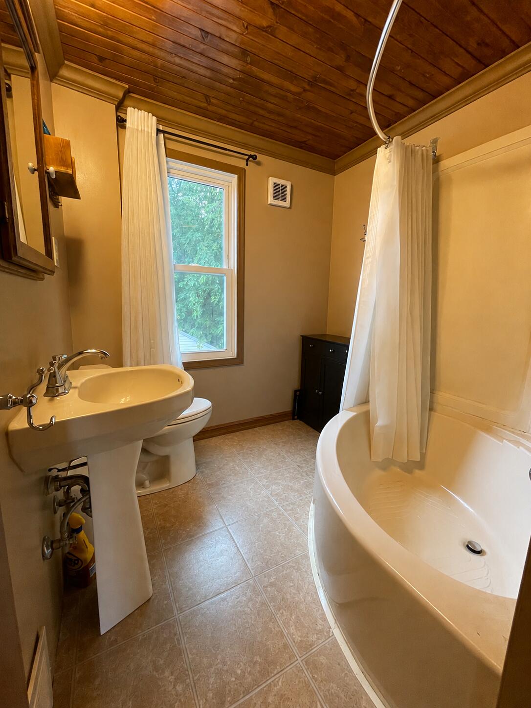 537 Fairfield Avenue Property Photo 13