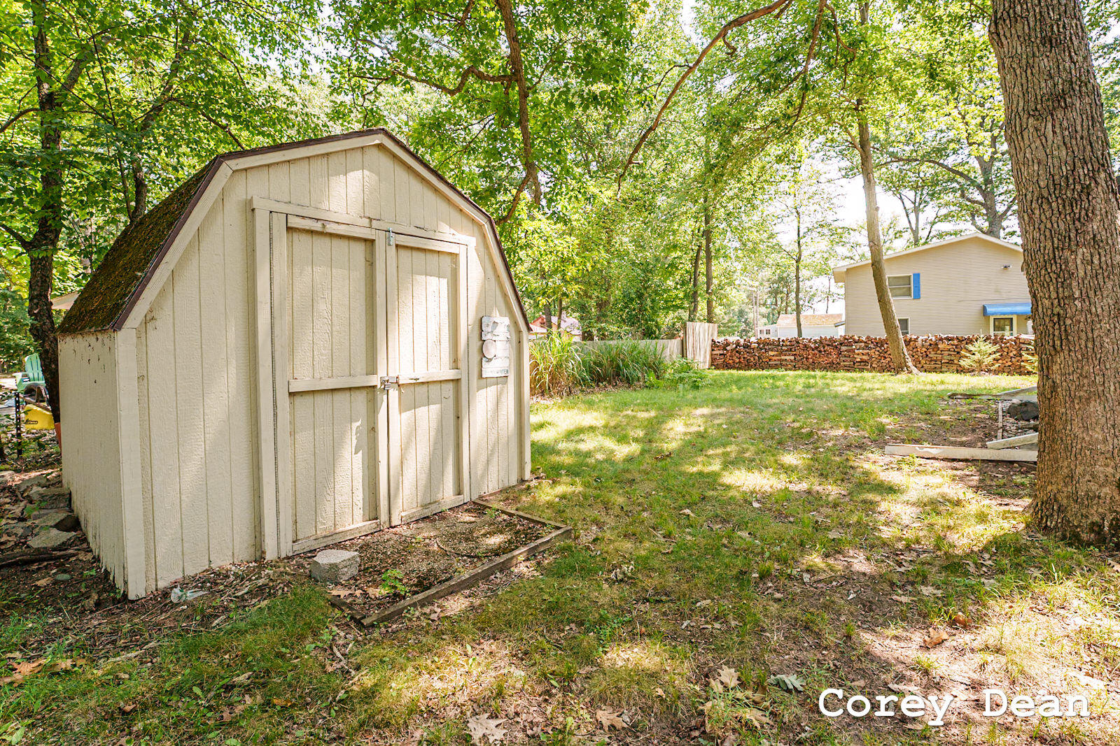 10580 Round Lake Drive Property Photo 10