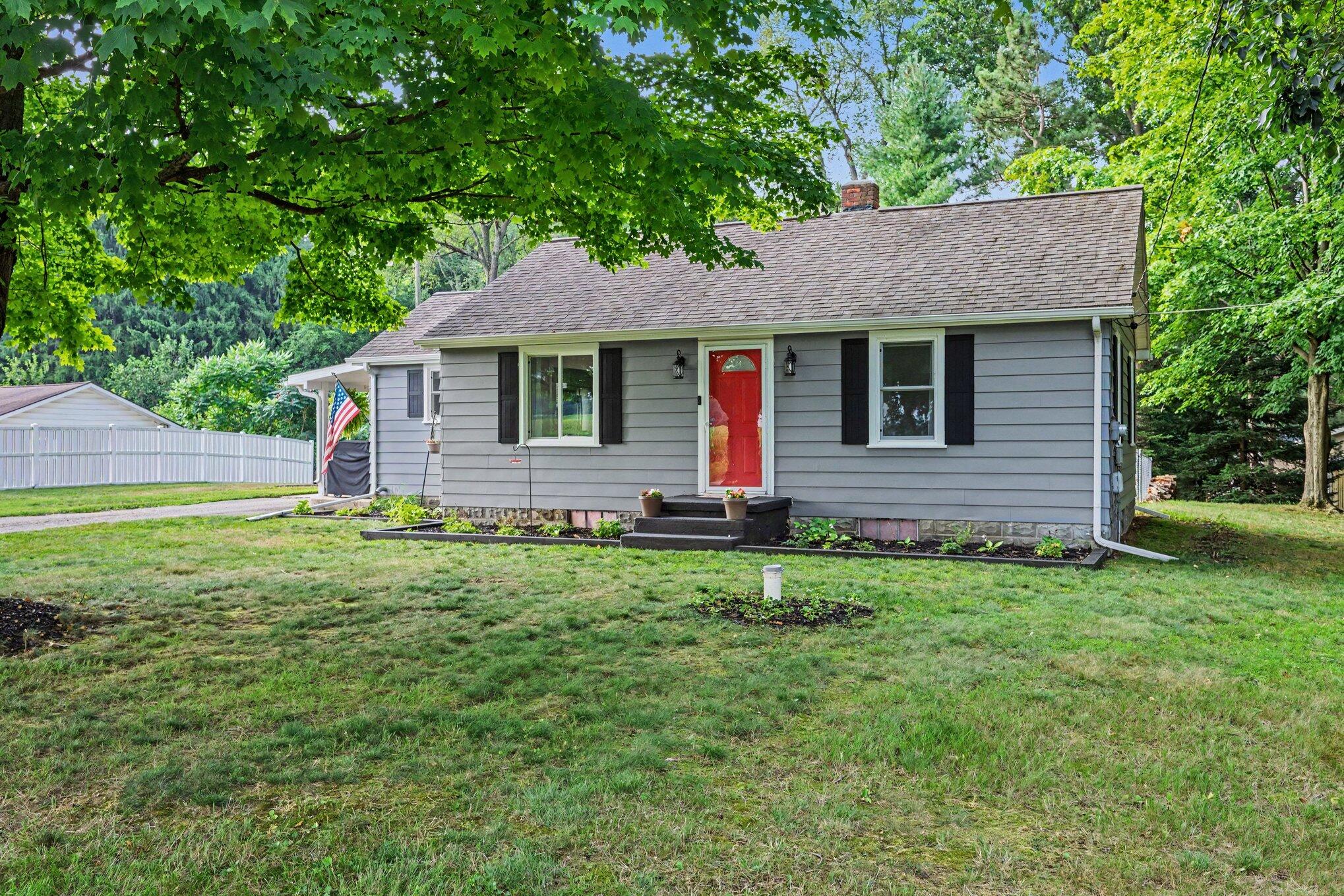 12850 E C Avenue Property Photo 2