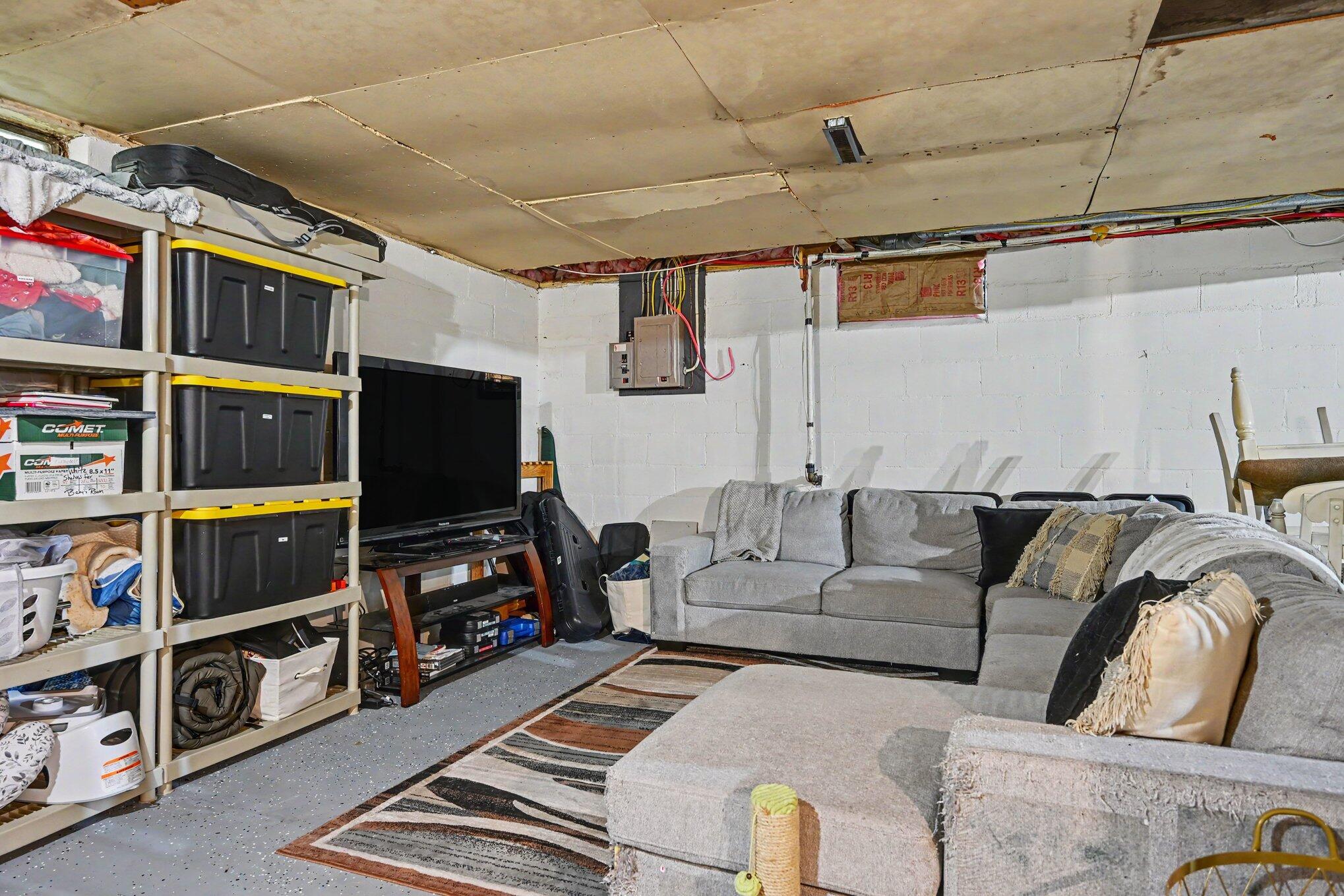 12850 E C Avenue Property Photo 13
