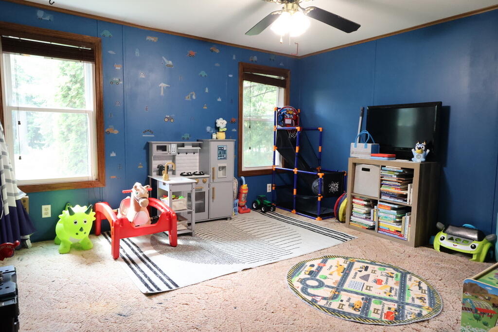 616 Tuttle Road Property Photo 6
