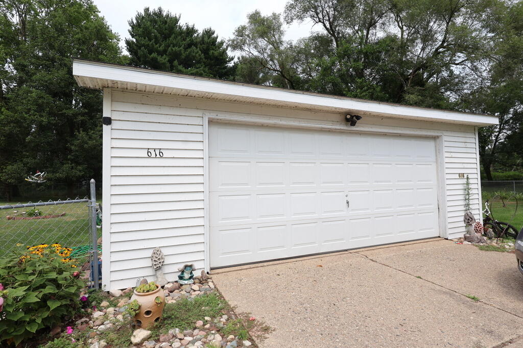 616 Tuttle Road Property Photo 11