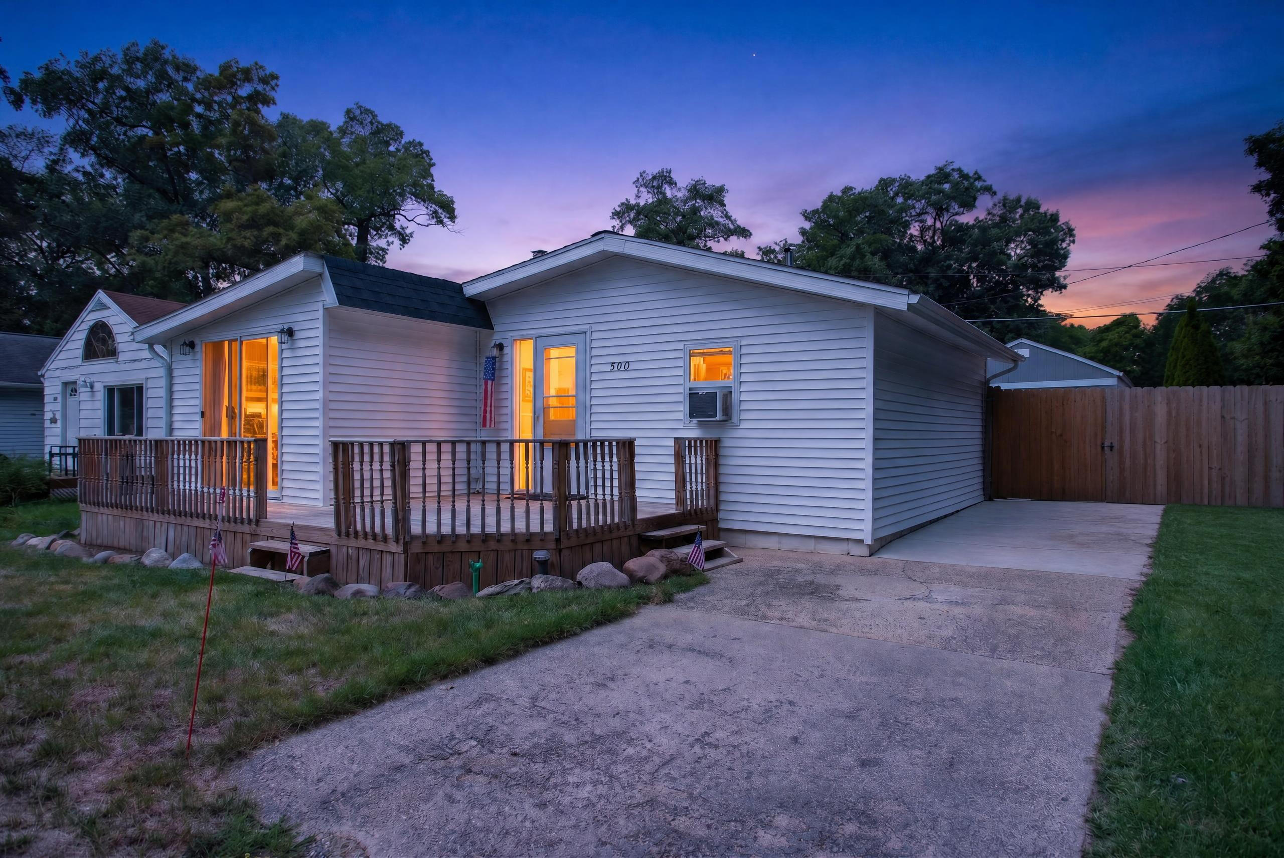 500 Wilbur Avenue Property Photo 1