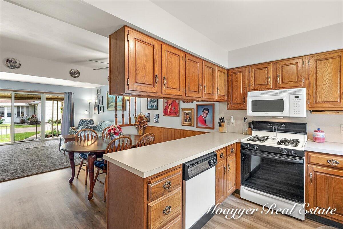 5891 Leisure S Drive Se Property Photo 10