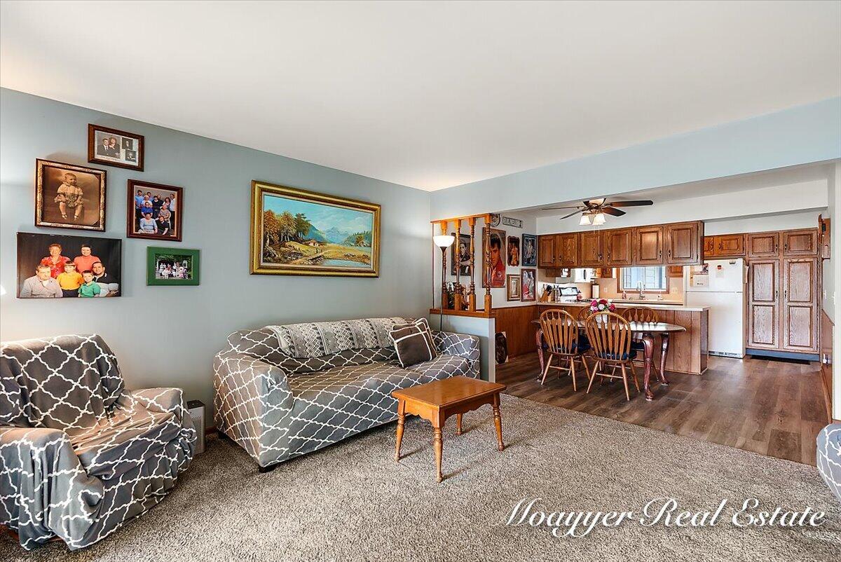 5891 Leisure S Drive Se Property Photo 18
