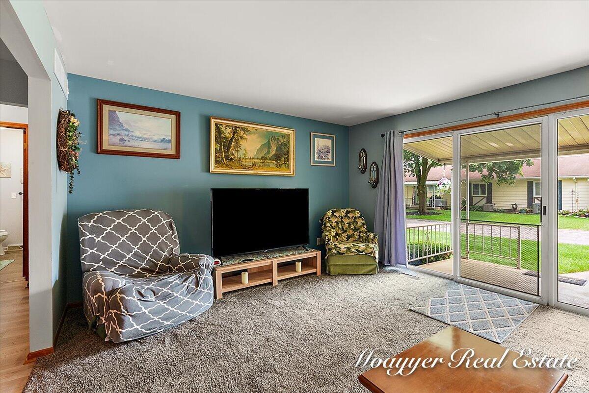 5891 Leisure S Drive Se Property Photo 20