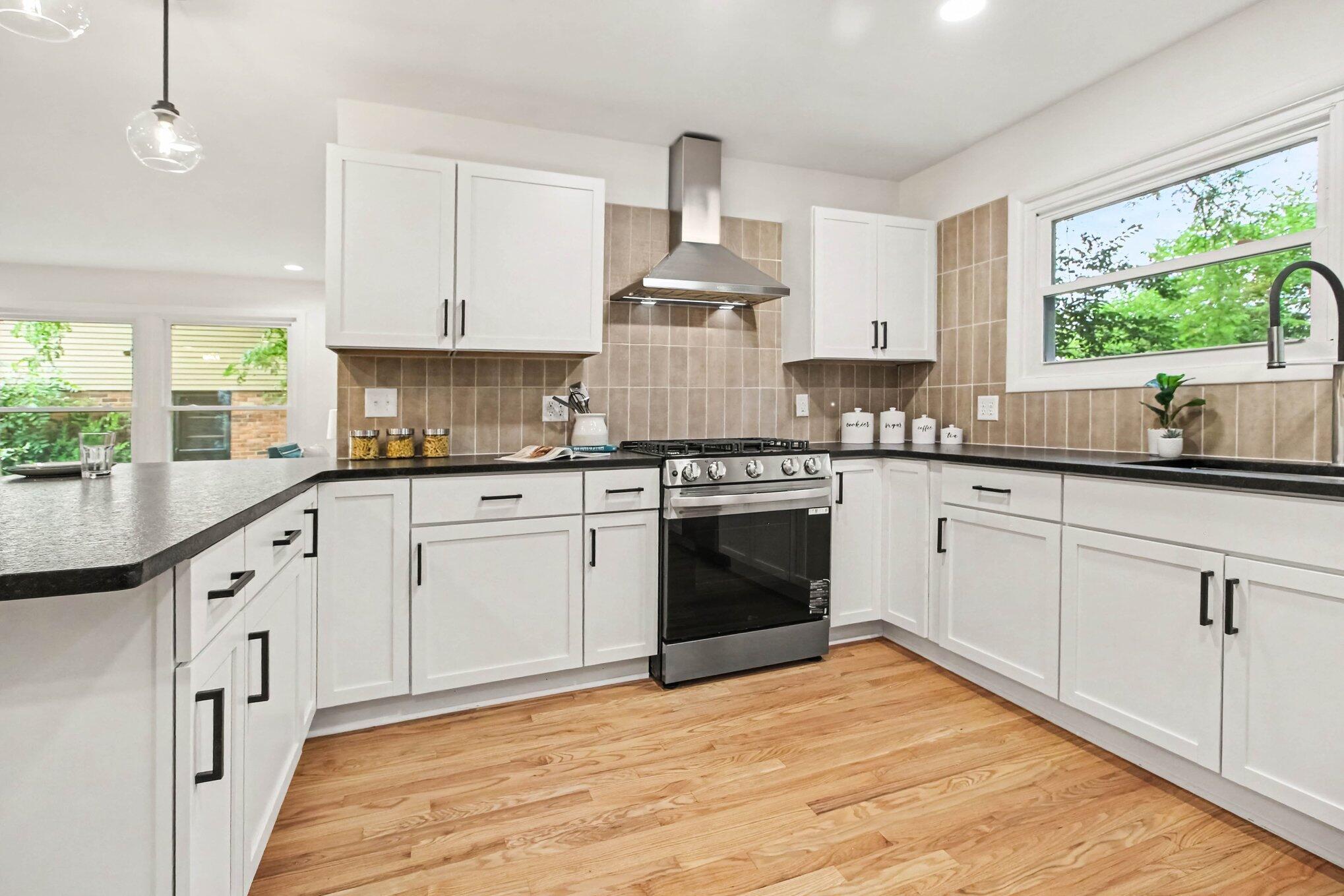 1526 Barnard Road Property Photo 10