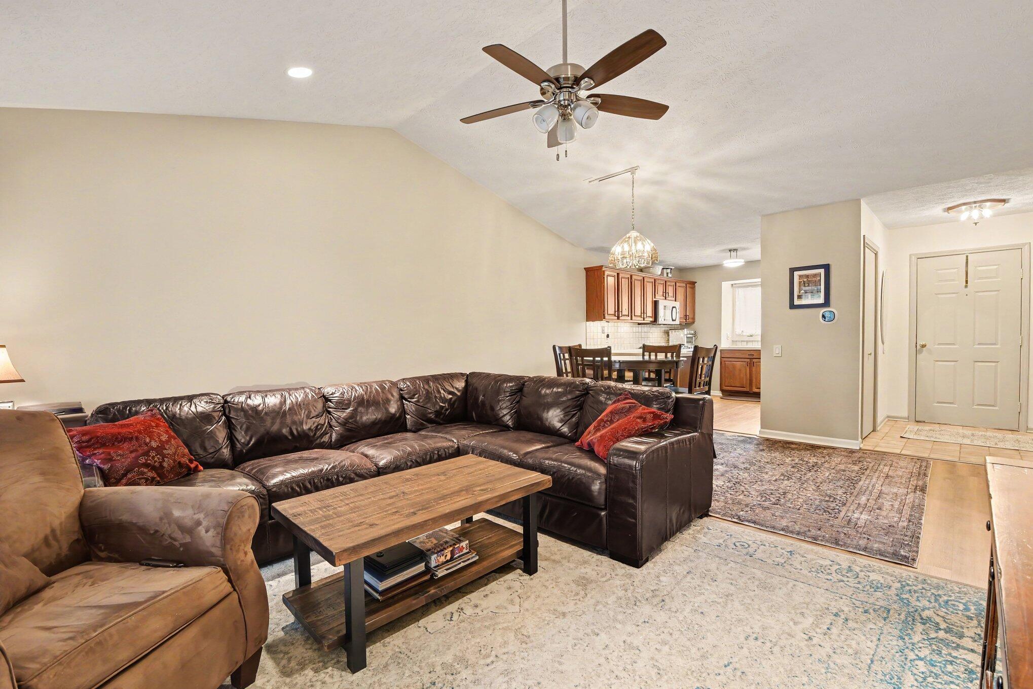 3124 Maple Villa Drive Se Property Photo 5