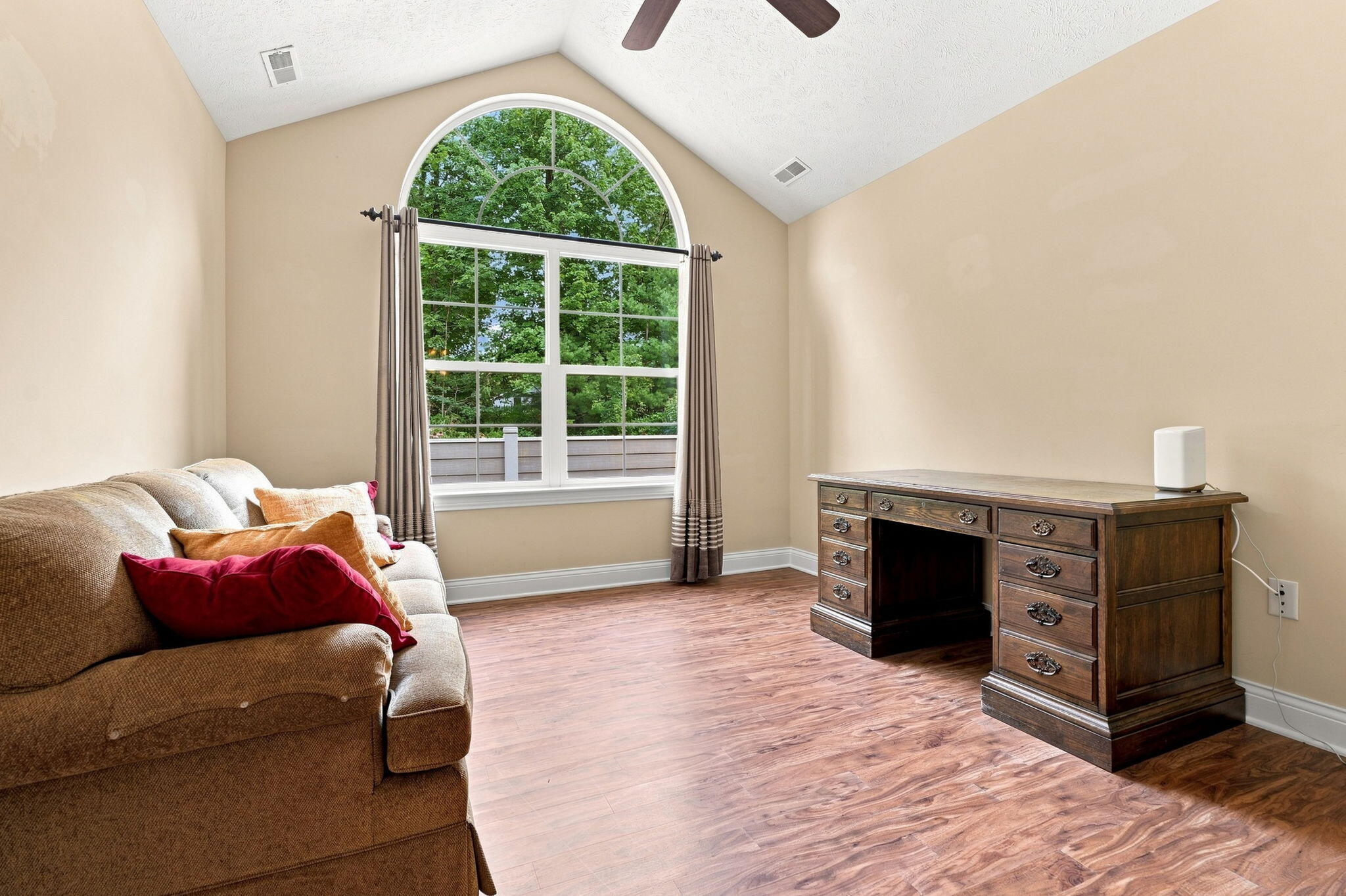 1073 Bridge Crest Se Property Photo 23