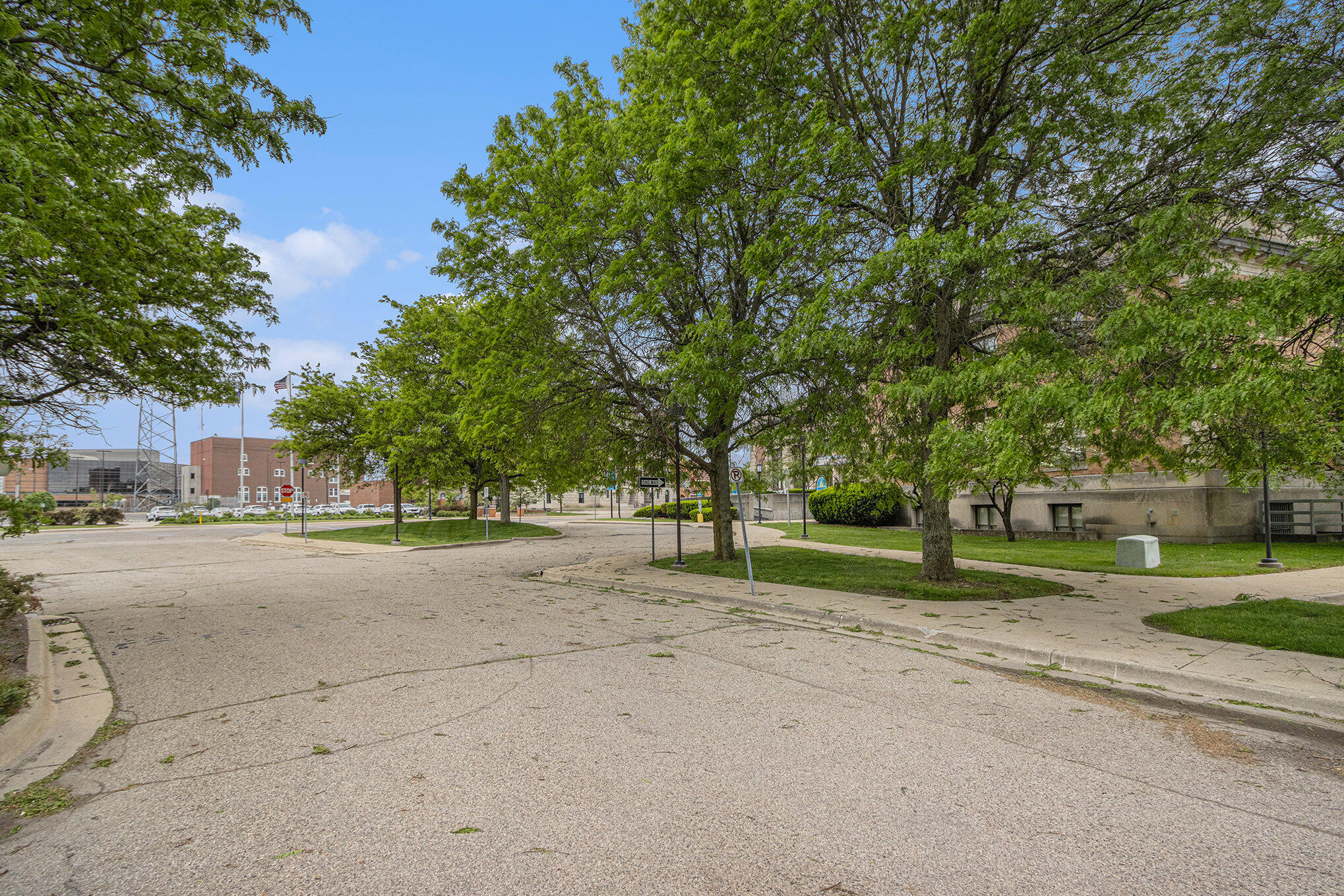 77 E Michigan Avenue Suite 90b Property Photo 6