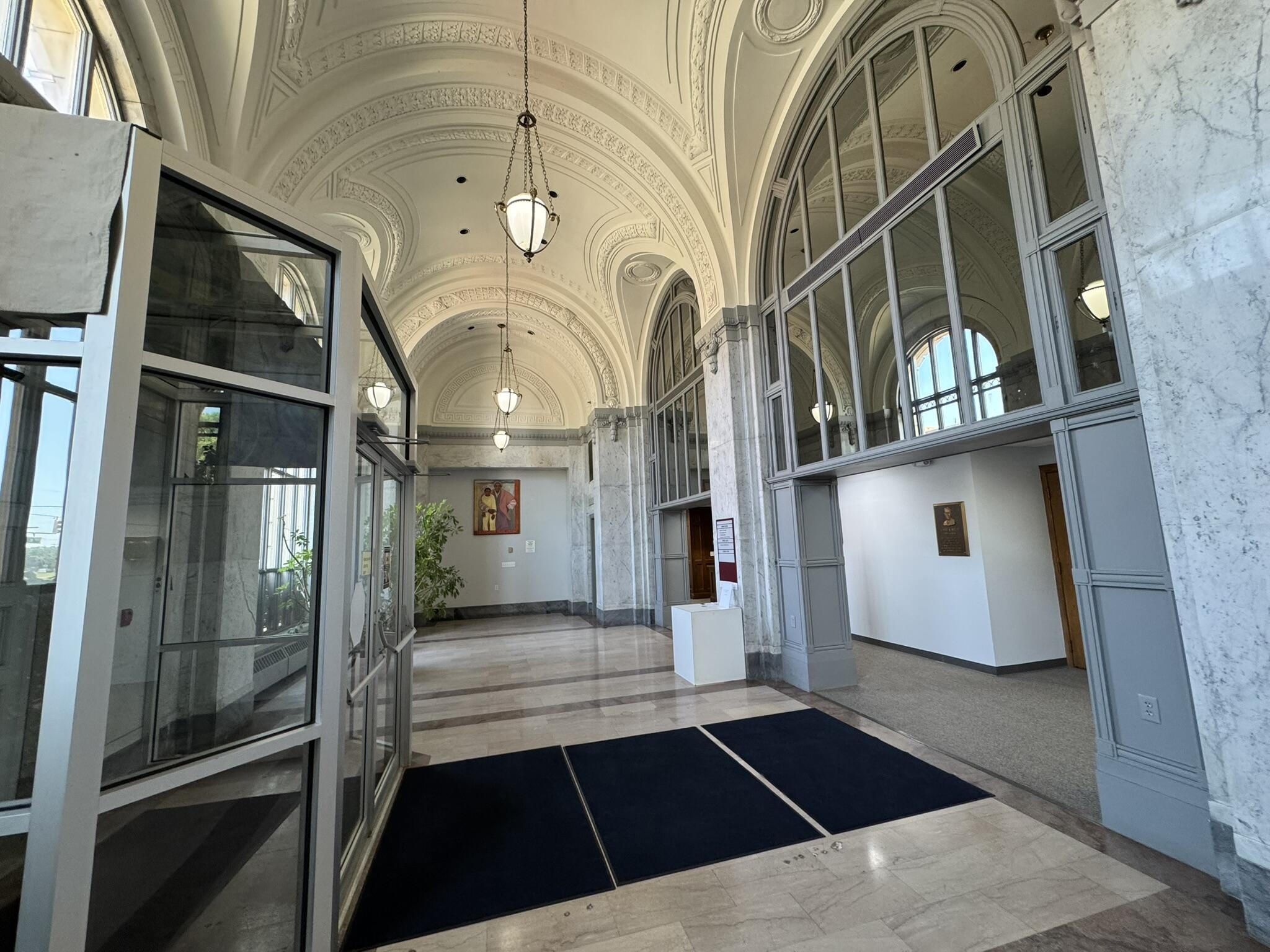77 E Michigan Avenue Suite 130 Property Photo 10