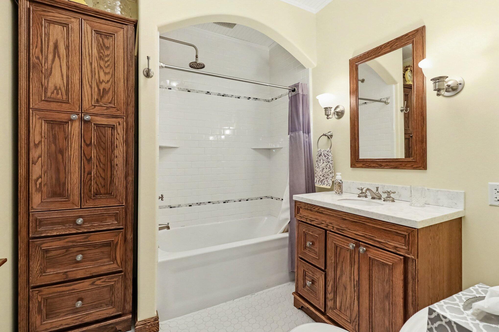 136 W Church Avenue Property Photo 9