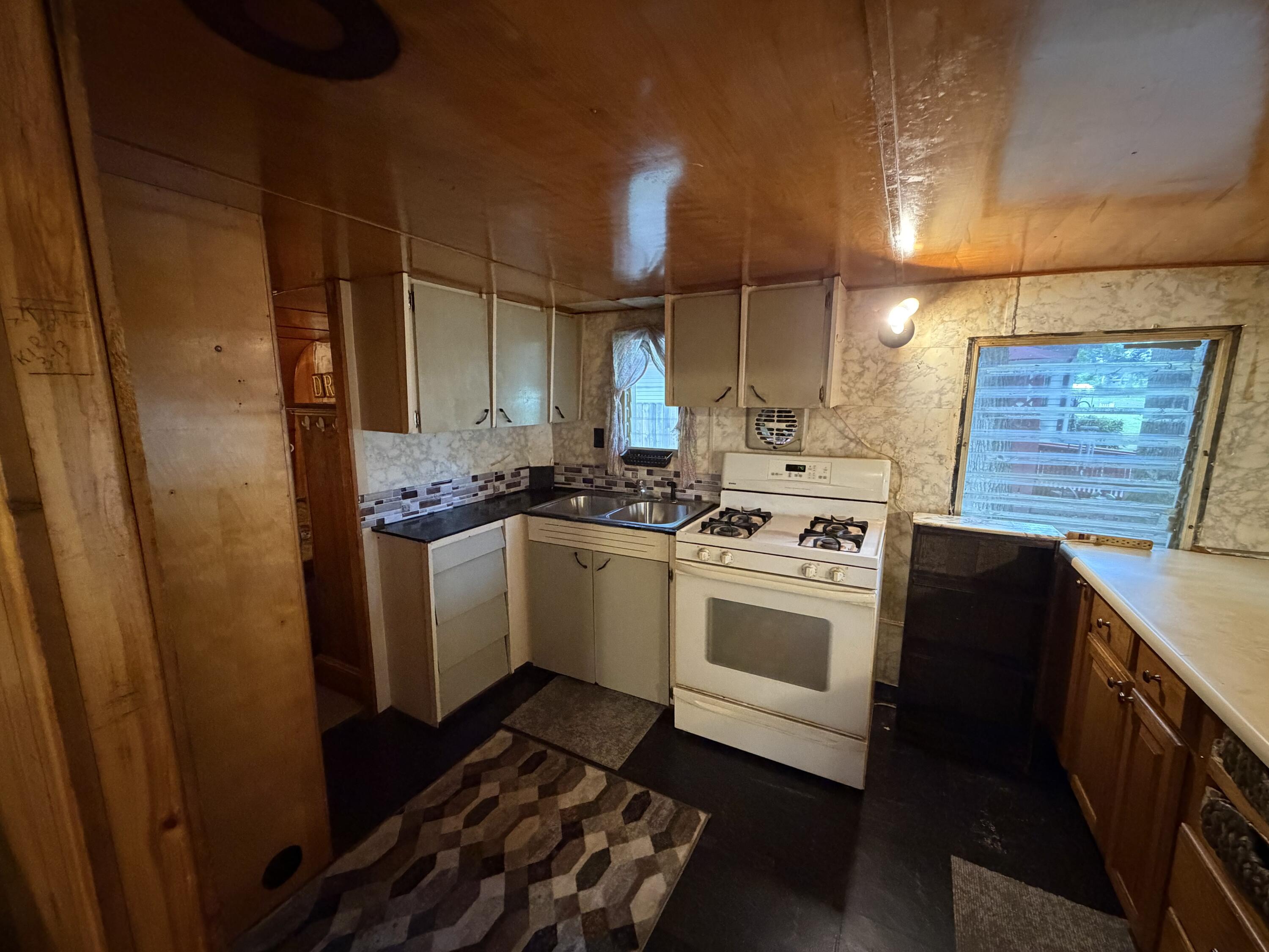 11660 Oriole Drive Property Photo 4