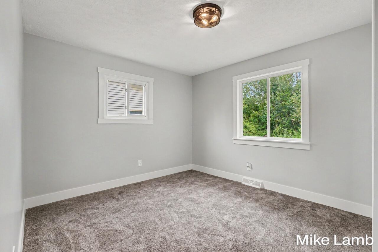 17646 Hall Road Property Photo 13