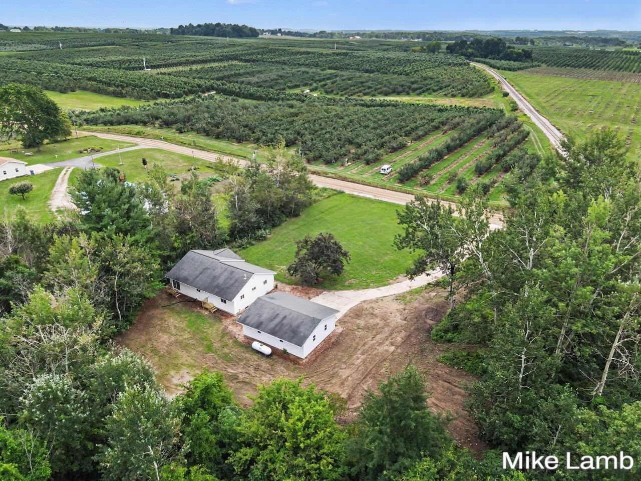 17646 Hall Road Property Photo 19