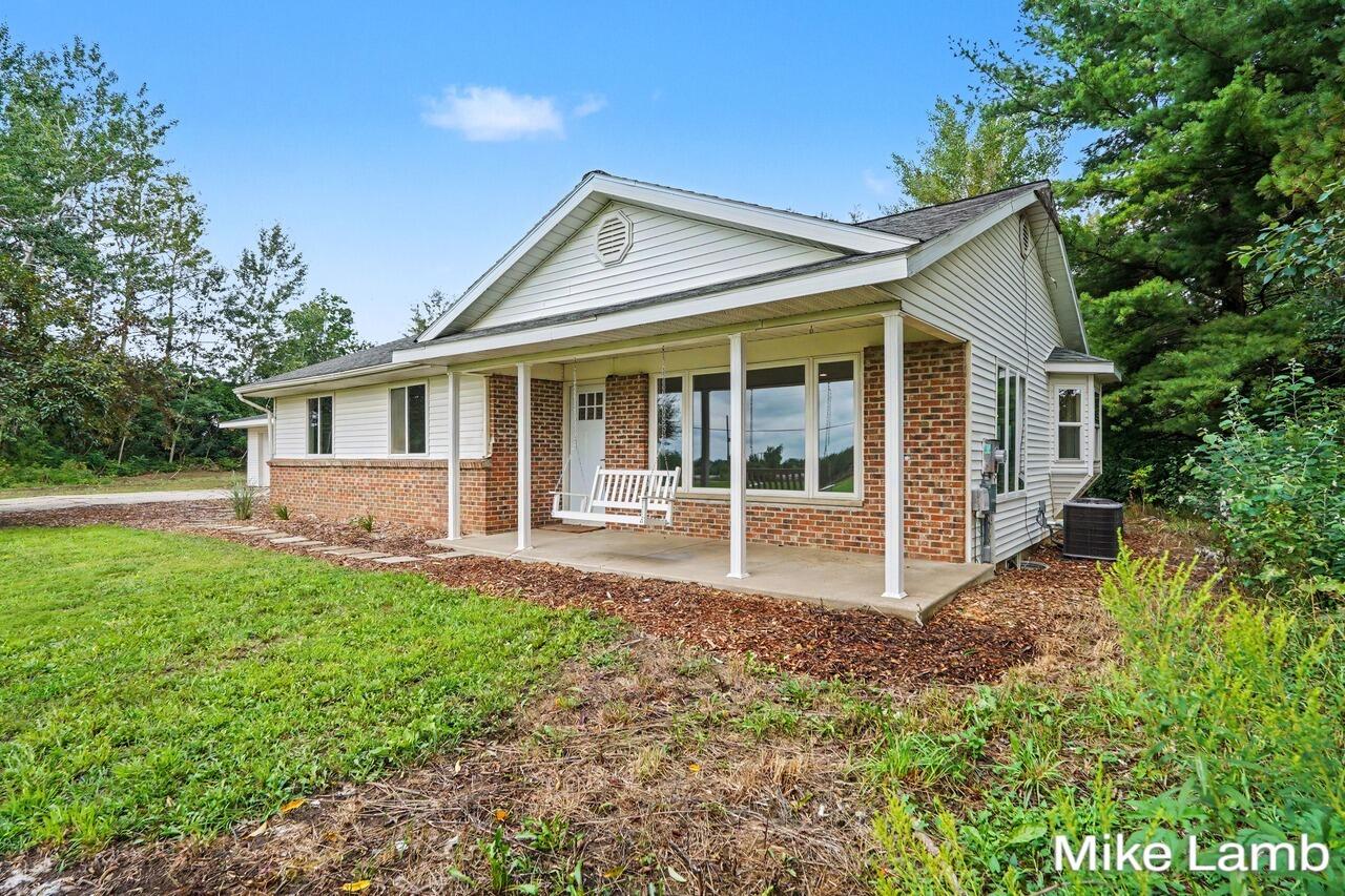 17646 Hall Road Property Photo 23