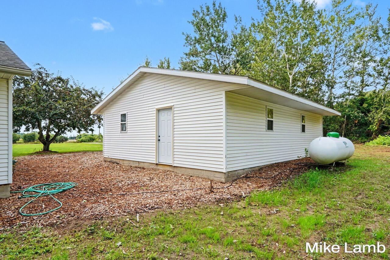 17646 Hall Road Property Photo 27