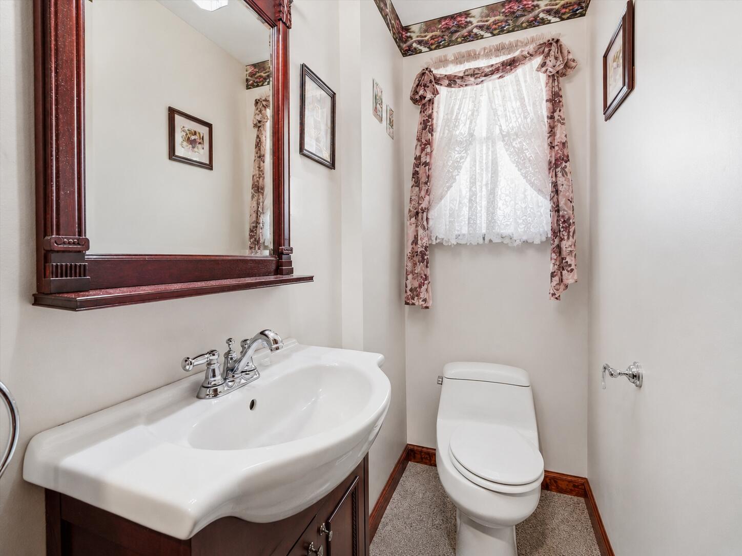 18275 Garvey Road Property Photo 8