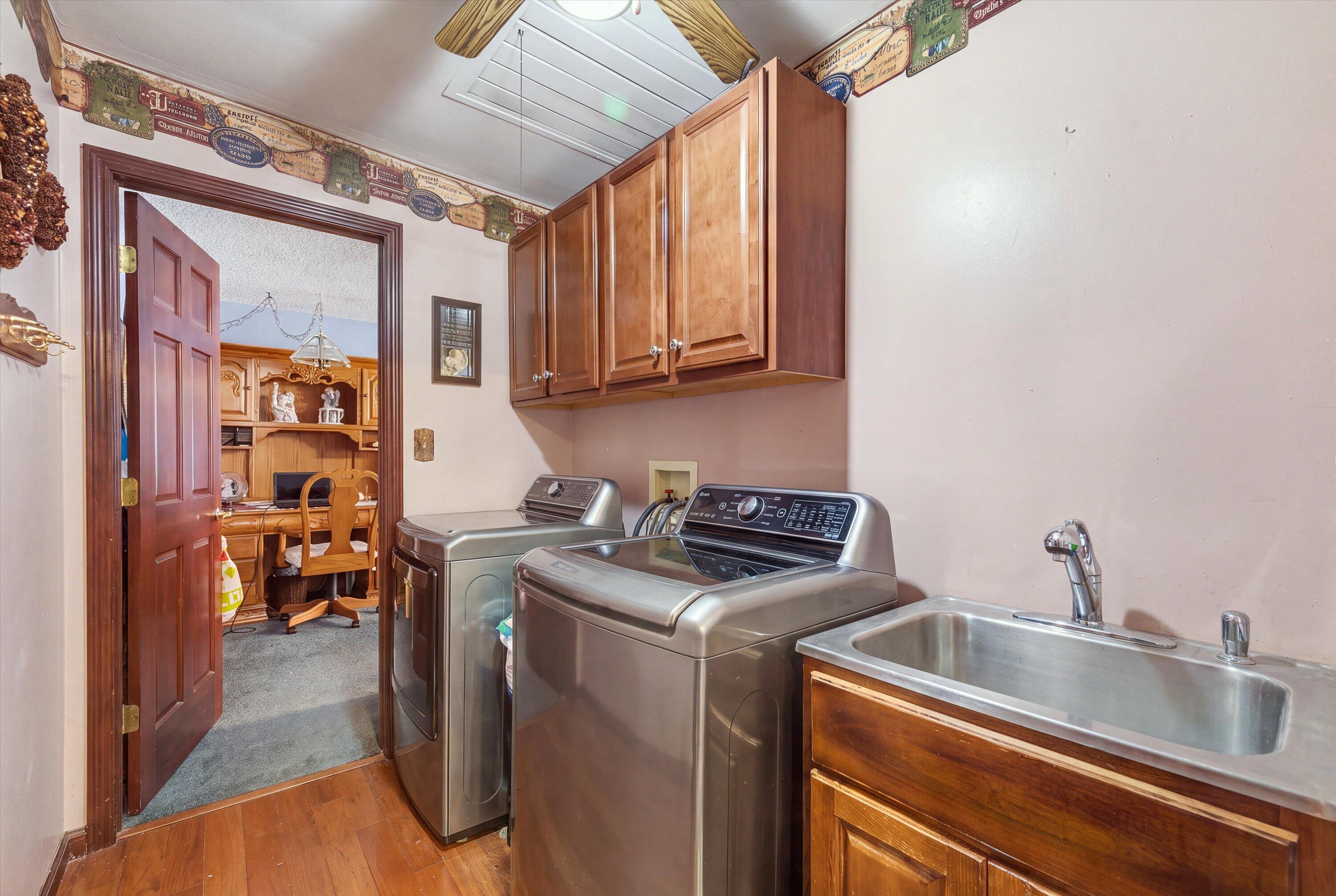 18275 Garvey Road Property Photo 9
