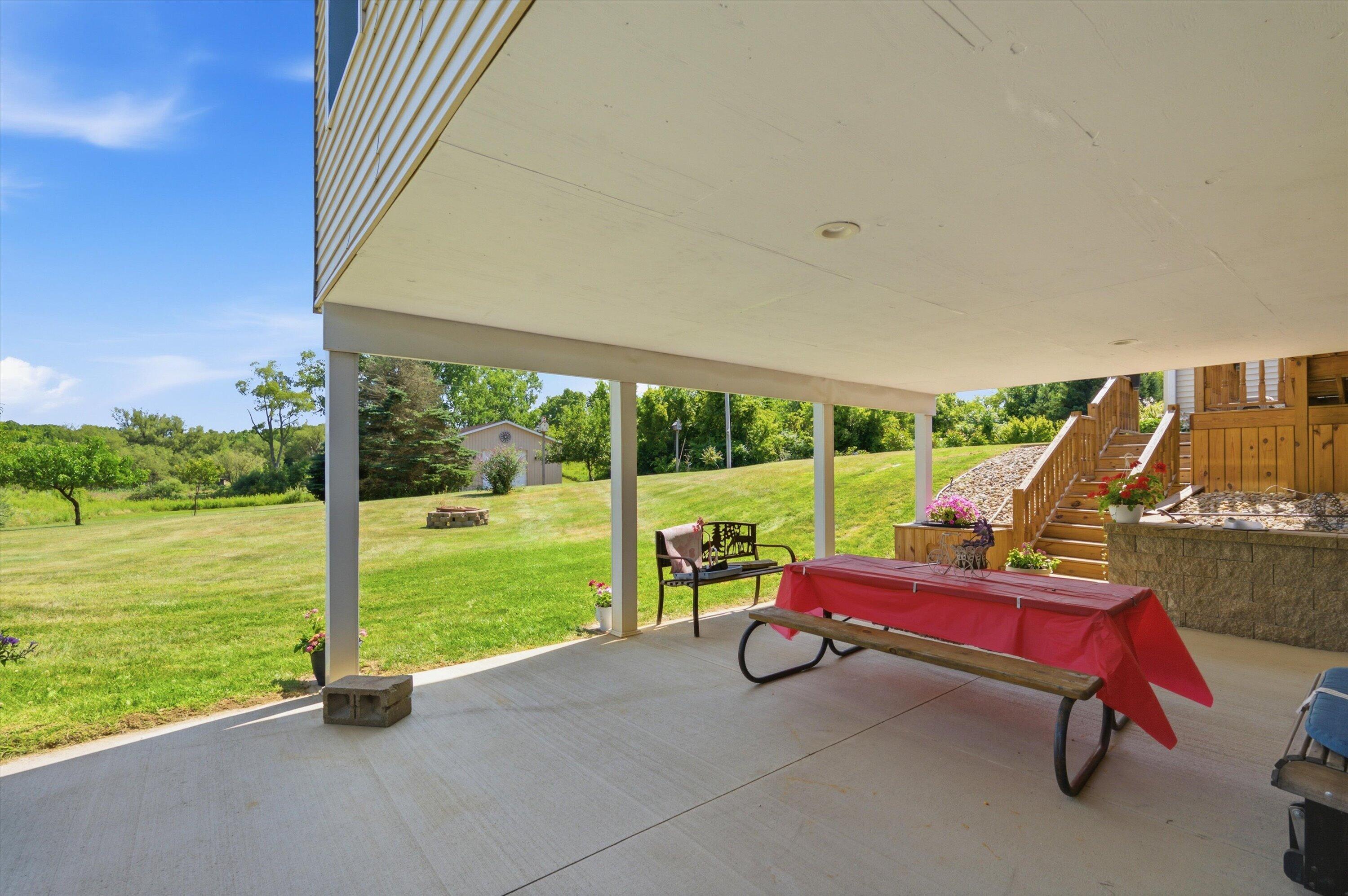 18275 Garvey Road Property Photo 31