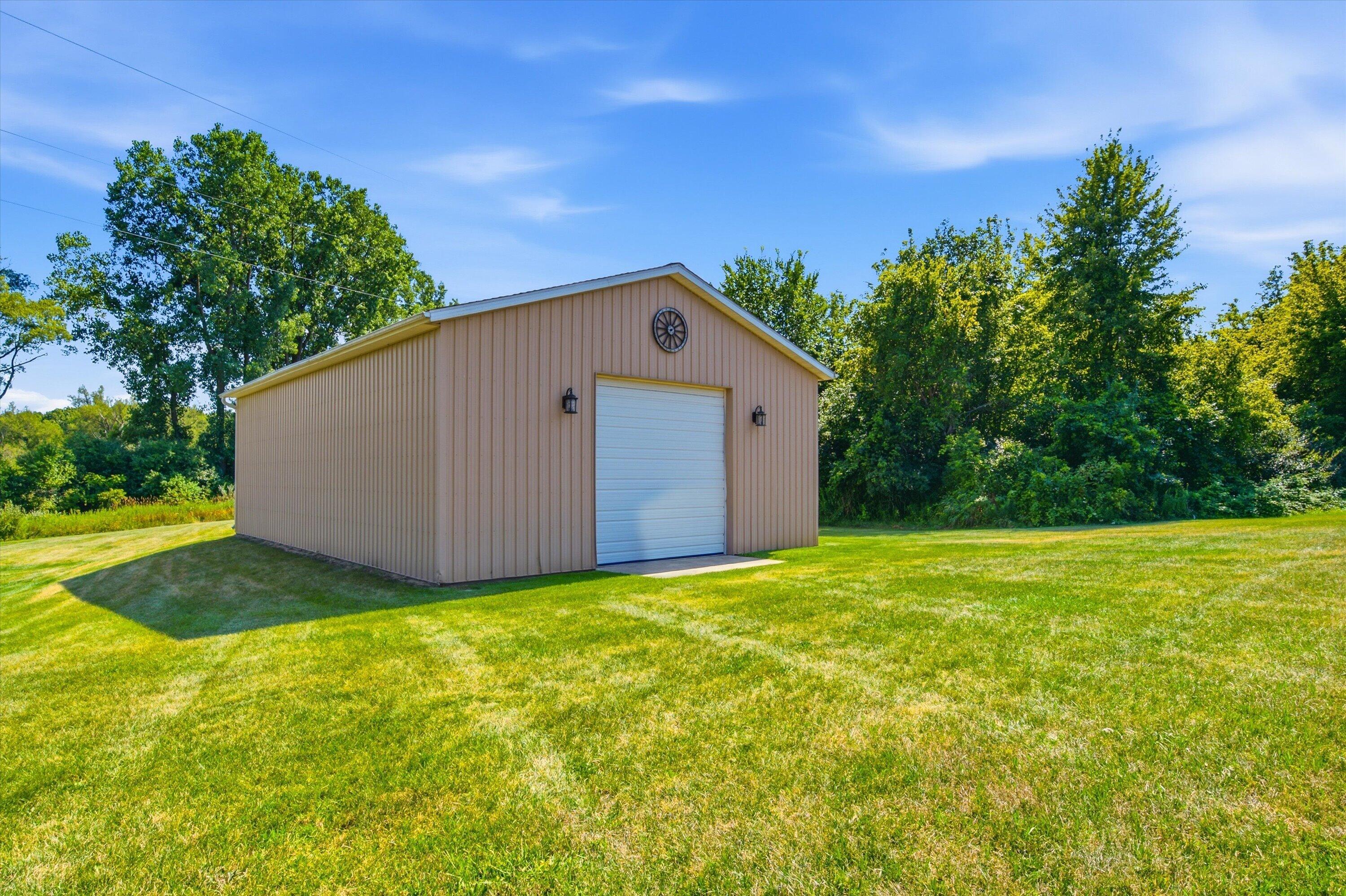 18275 Garvey Road Property Photo 39